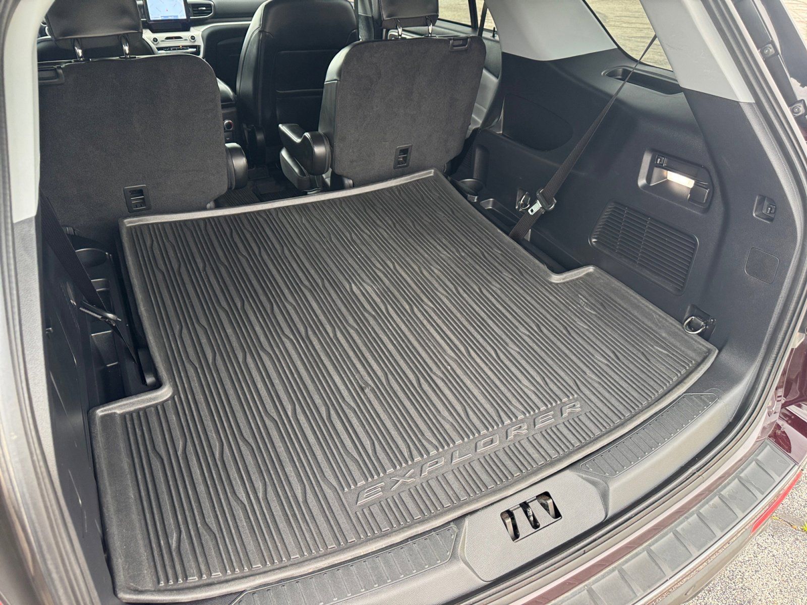 Used 2023 Ford Explorer XLT 4D Sport Utility