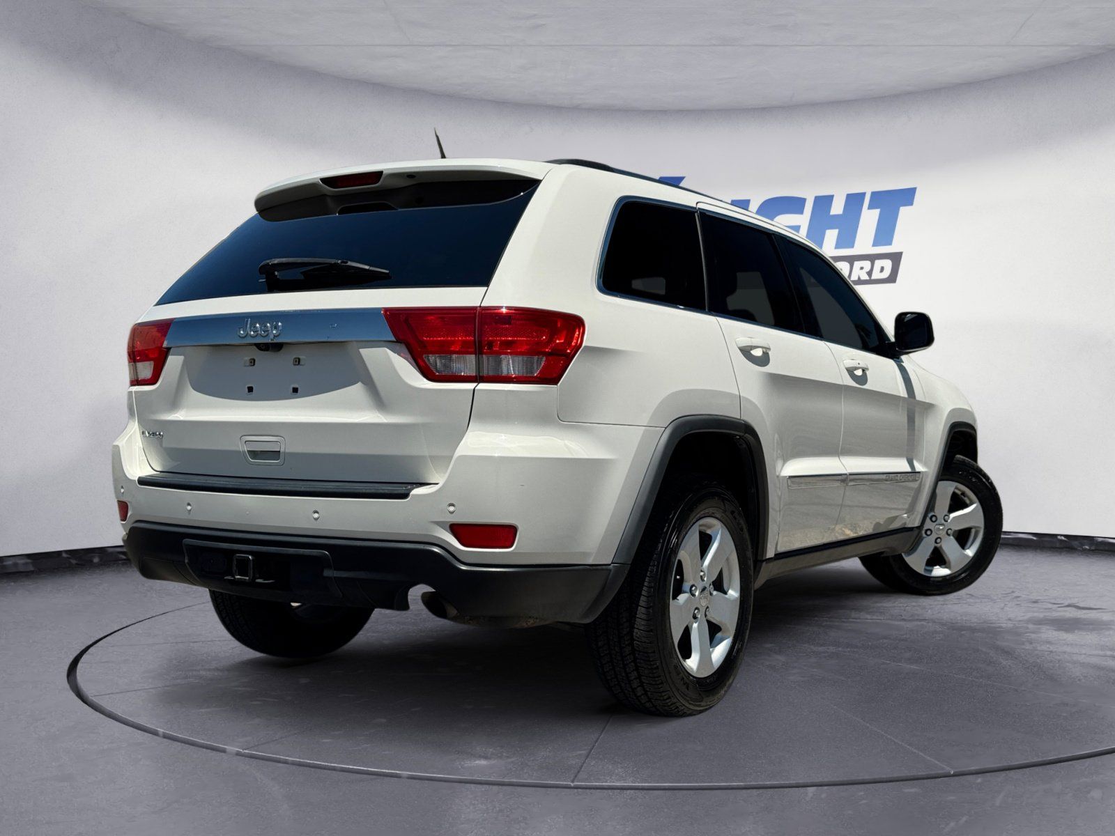Used 2011 Jeep Grand Cherokee Laredo 4D Sport Utility
