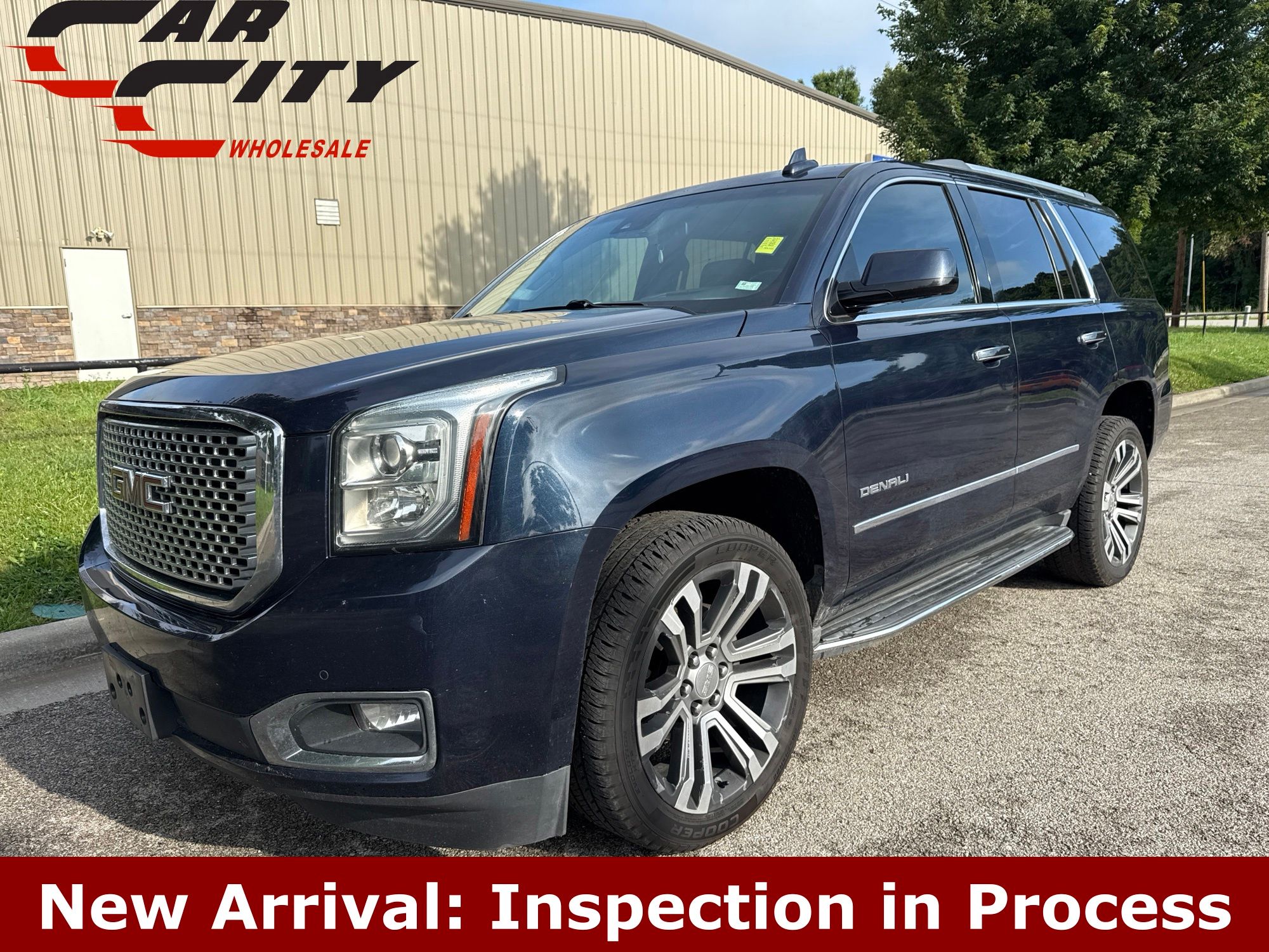 Dark Sapphire Blue Metallic 2017 GMC Yukon Denali 4WD SUV / Crossover Four-Wheel Drive 8-Speed Automatic Overdrive