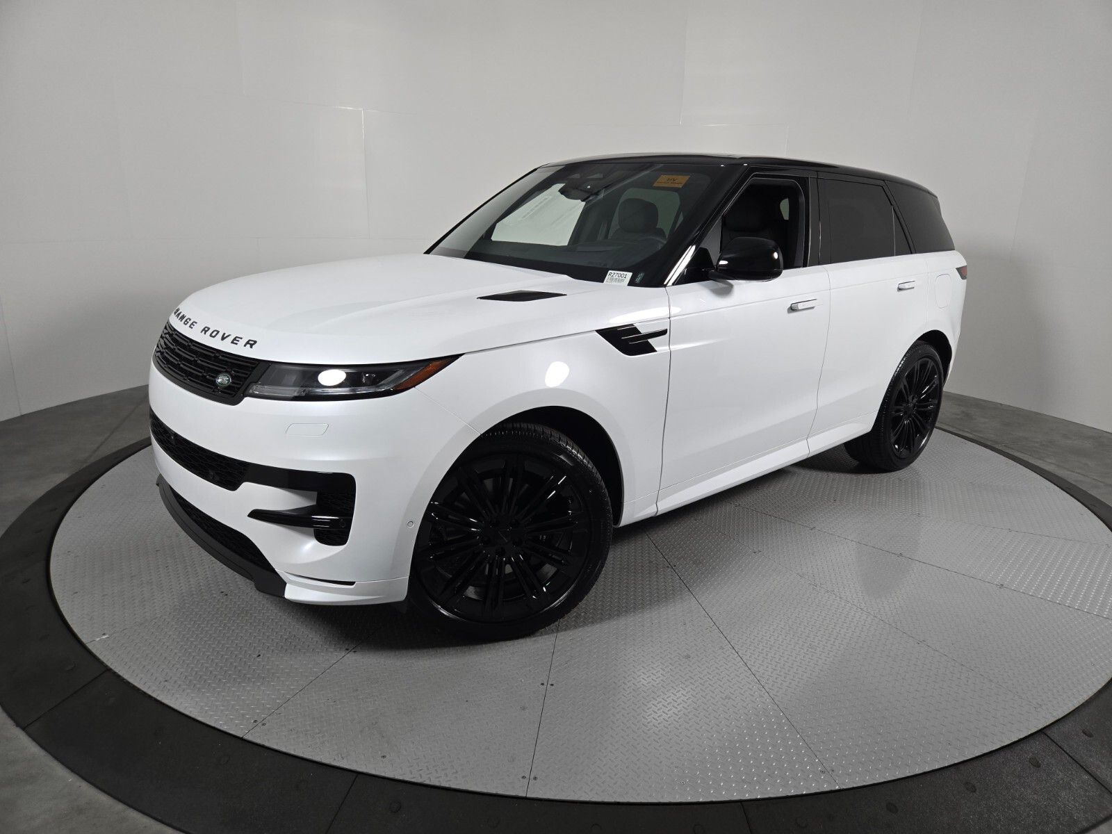 Ostuni Pearl Wht Prem Met 2027 Land Rover Range Rover Sport SUV / Crossover All-Wheel Drive 8-Speed Automatic