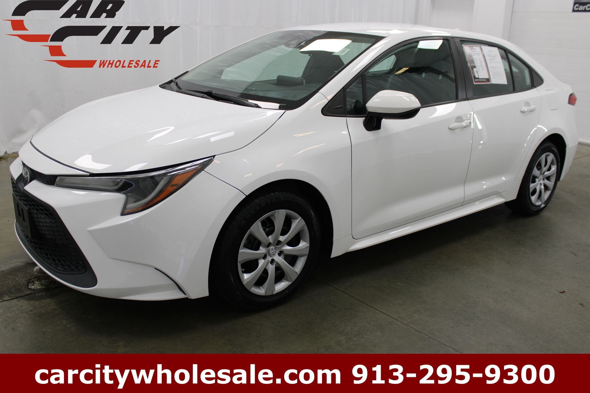 Super White 2020 Toyota Corolla LE FWD Sedan Front-Wheel Drive Continuously Variable Transmission