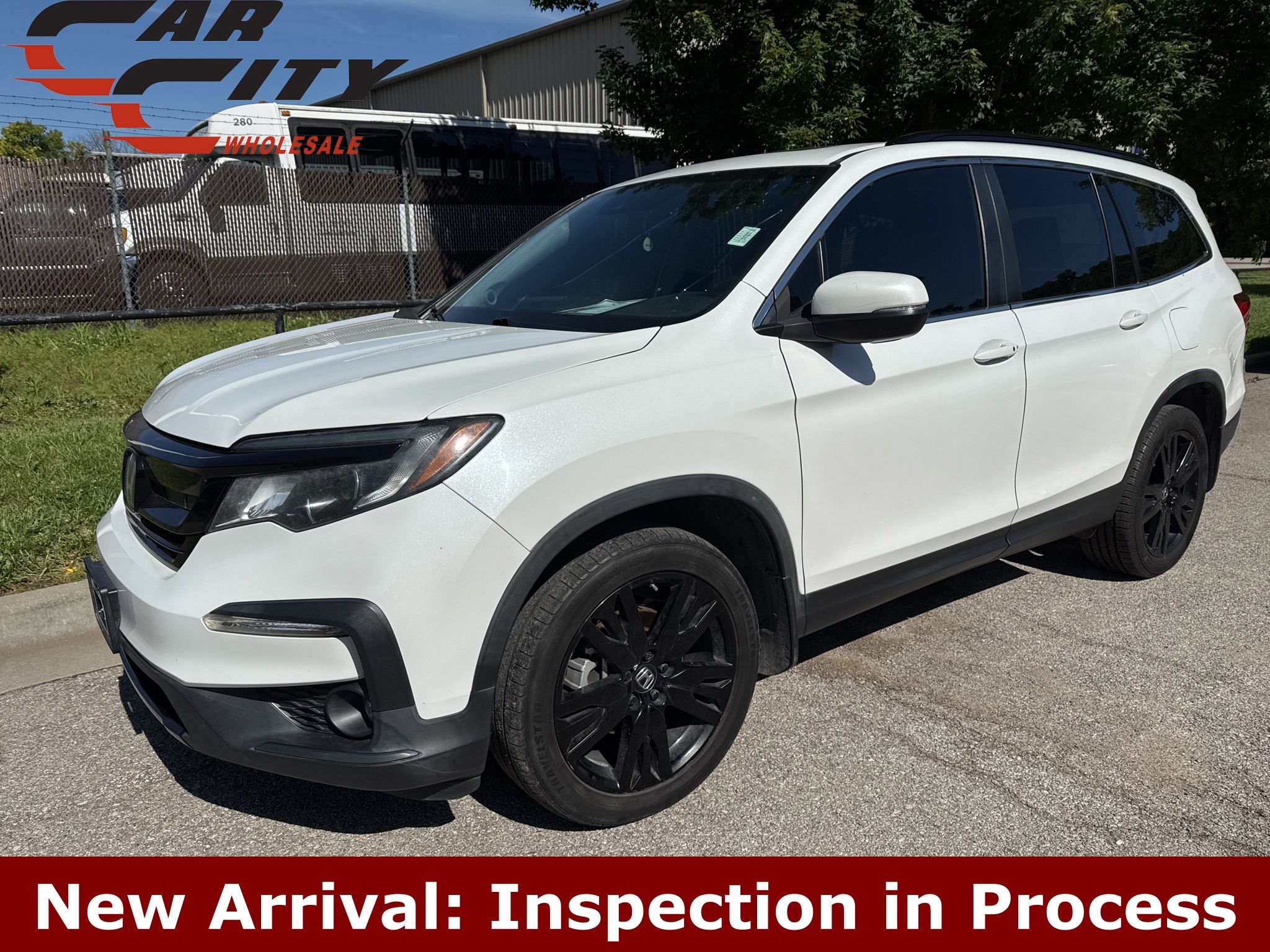 White 2021 Honda Pilot SE AWD SUV / Crossover All-Wheel Drive 9-Speed Automatic