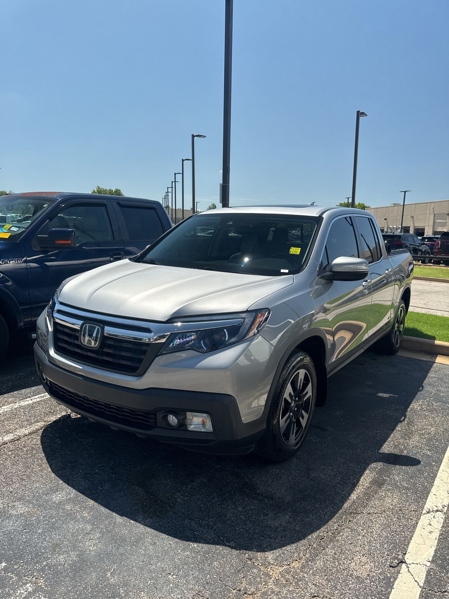 Silver 2020 Honda Ridgeline RTL AWD Pickup Truck All-Wheel Drive 9-Speed Automatic