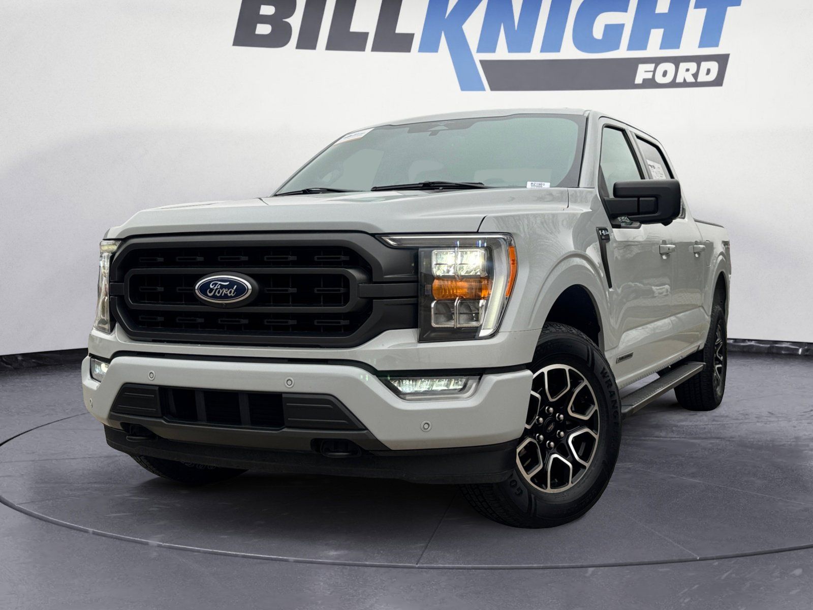 2023 Ford F-150 XLT SuperCrew 4WD