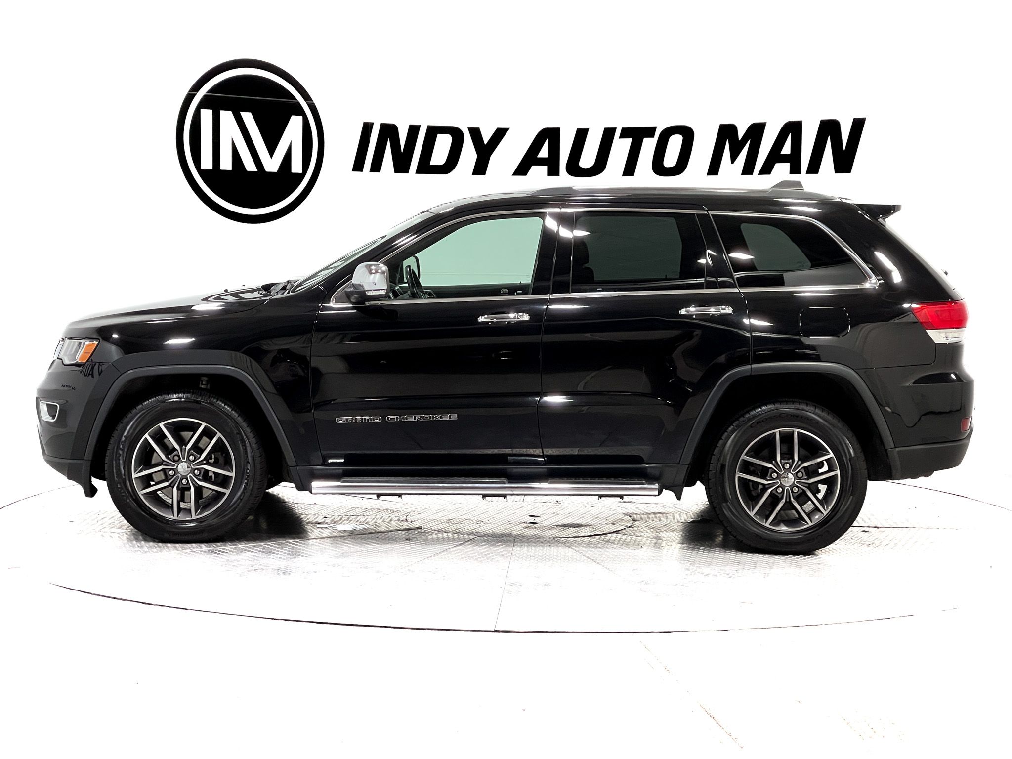 View vehicle photo 7