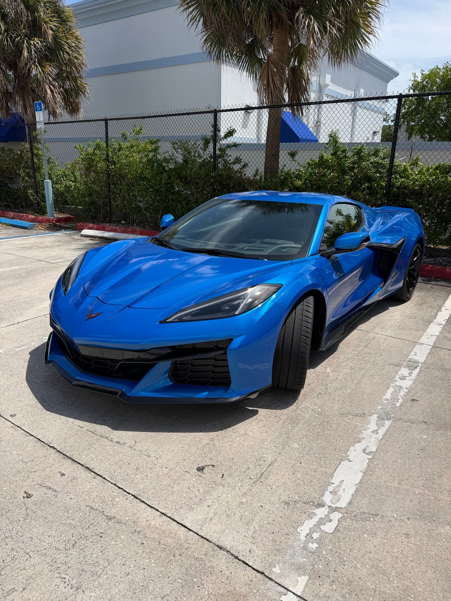 Riptide Blue Metallic 2026 Chevrolet Corvette Z06 2LZ Coupe RWD Coupe Rear-Wheel Drive 8-Speed Dual Clutch