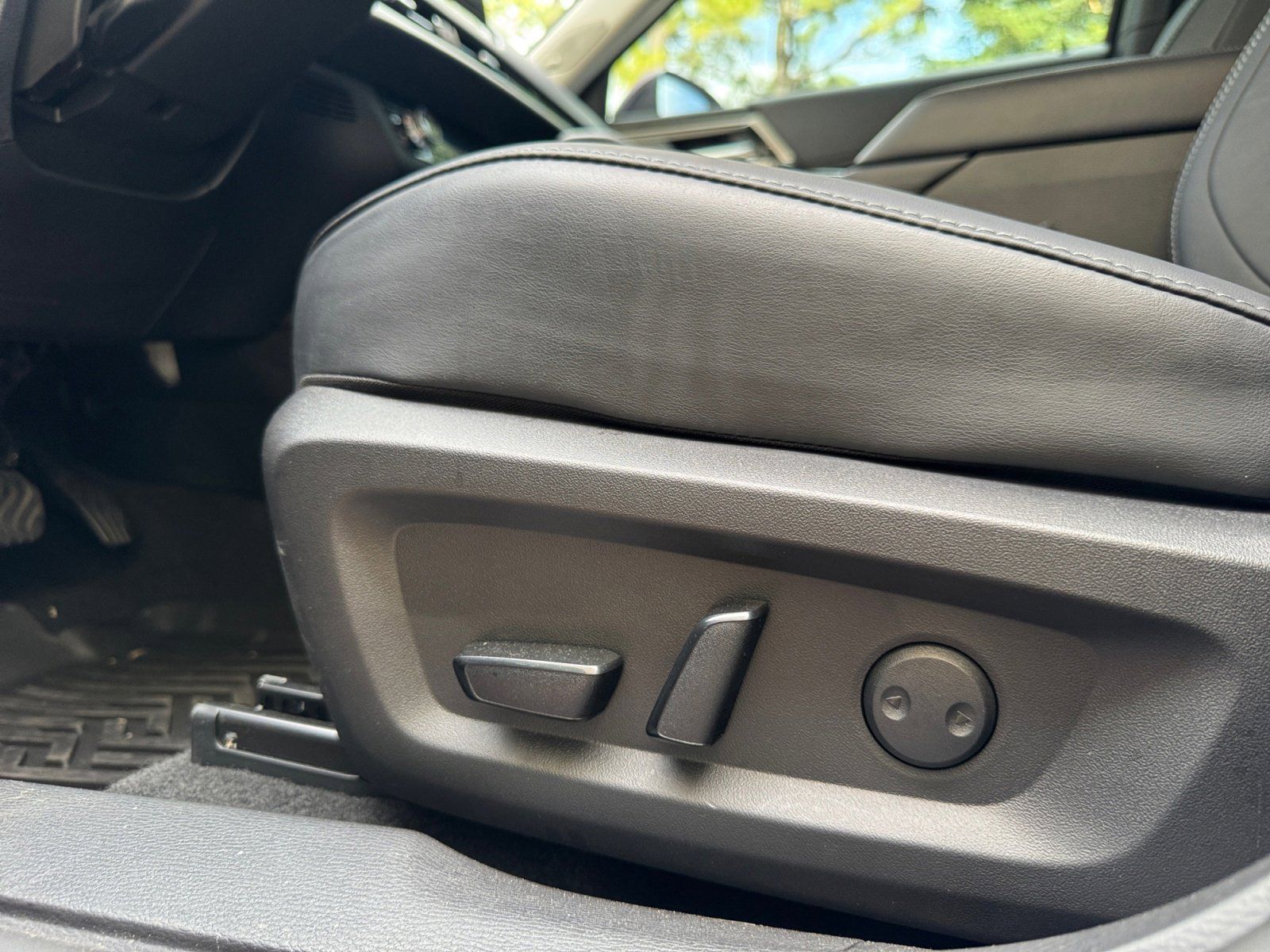 Used 2025 Mitsubishi Outlander SE 4D Sport Utility