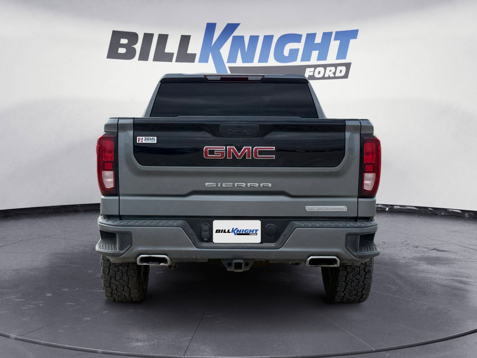 View vehicle photo 4
