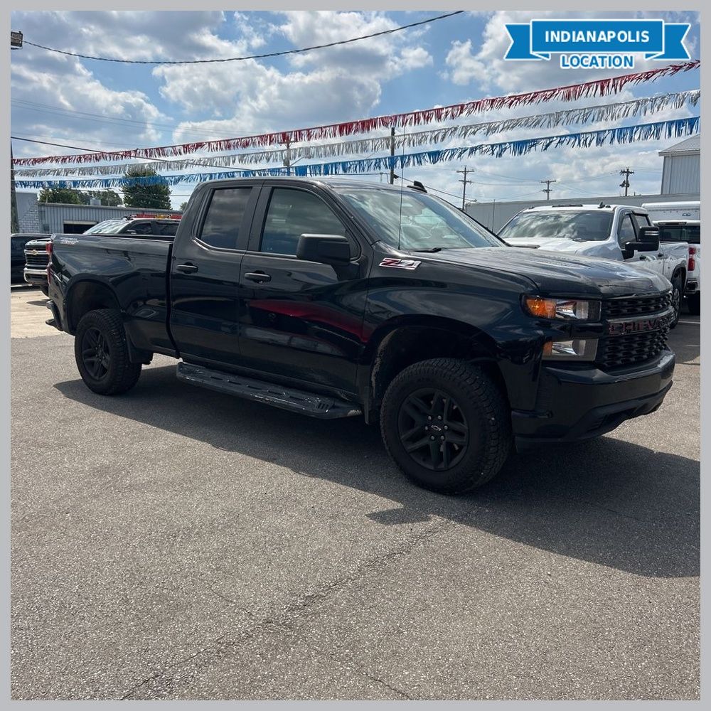 Black 2019 Chevrolet Silverado 1500 Custom Trail Boss Double Cab 4WD Pickup Truck Four-Wheel Drive 6-Speed Automatic Overdrive