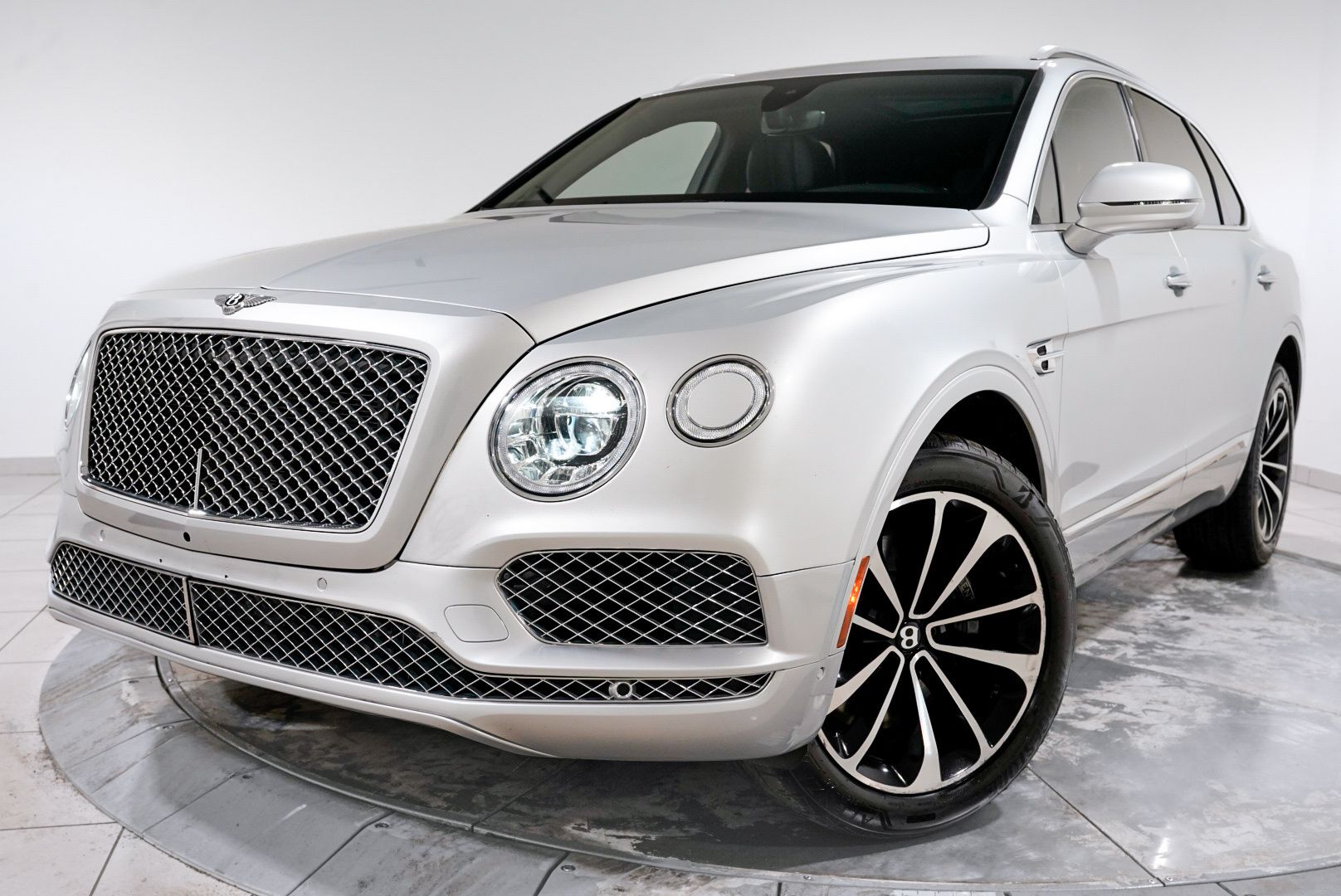 2017 Bentley Bentayga W12 AWD