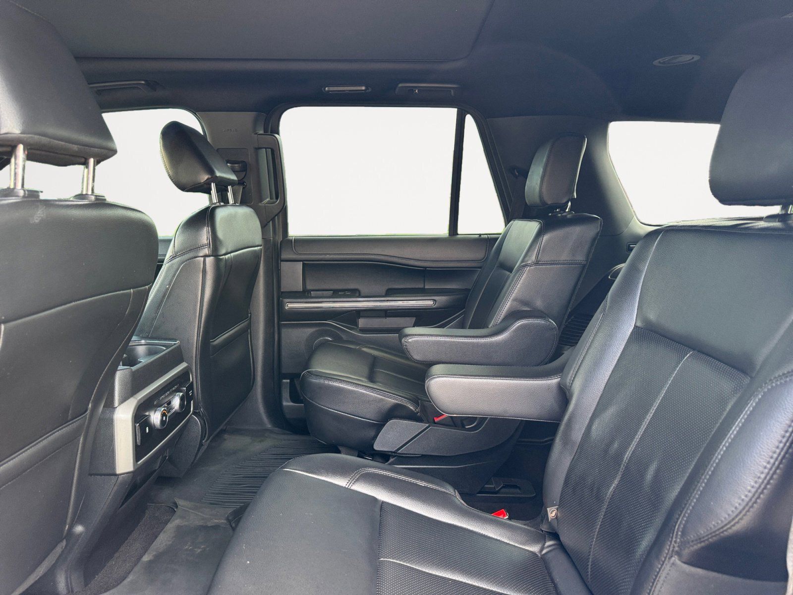 Used 2021 Ford Expedition XLT 4D Sport Utility