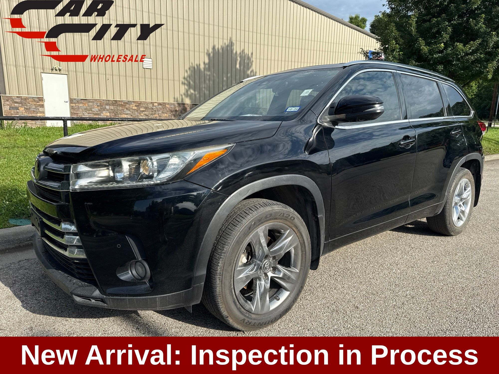 Midnight Black Metallic 2018 Toyota Highlander SUV / Crossover All-Wheel Drive 8-Speed Automatic