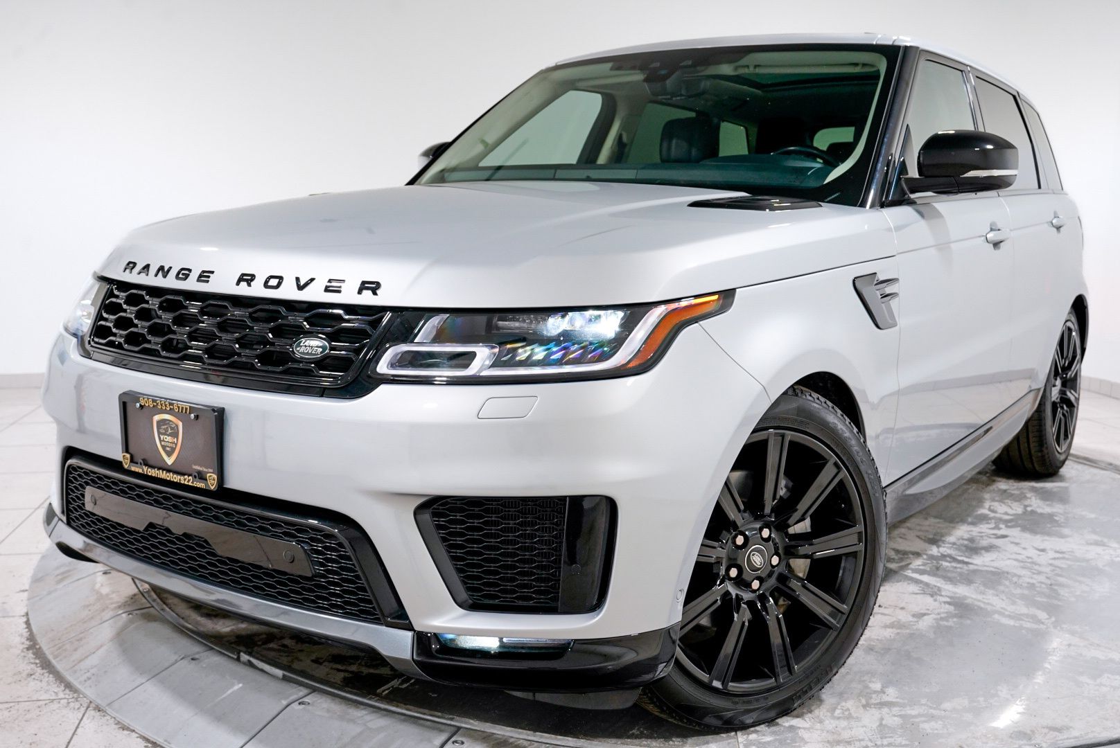 2022 Land Rover Range Rover Sport 3.0 MHEV HSE Silver Edition's photo