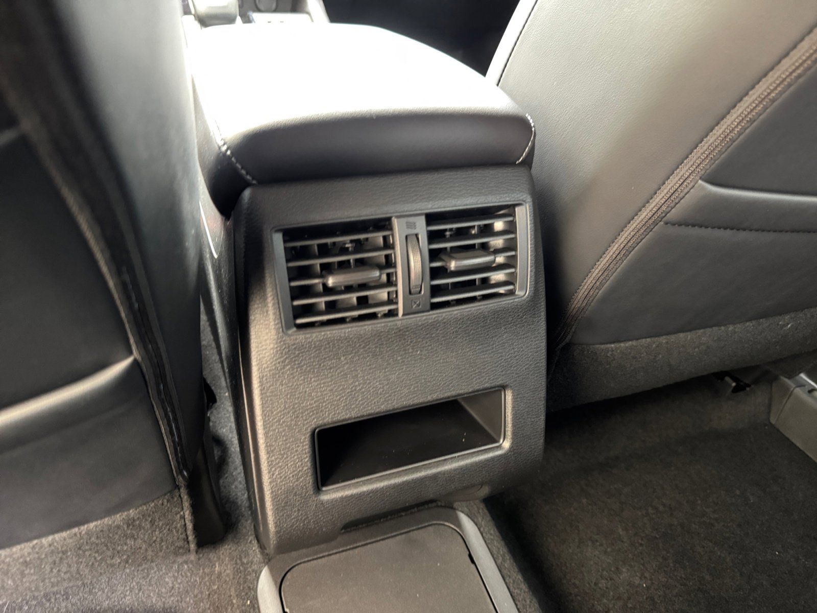 Used 2025 Mitsubishi Outlander PHEV SE 4D Sport Utility