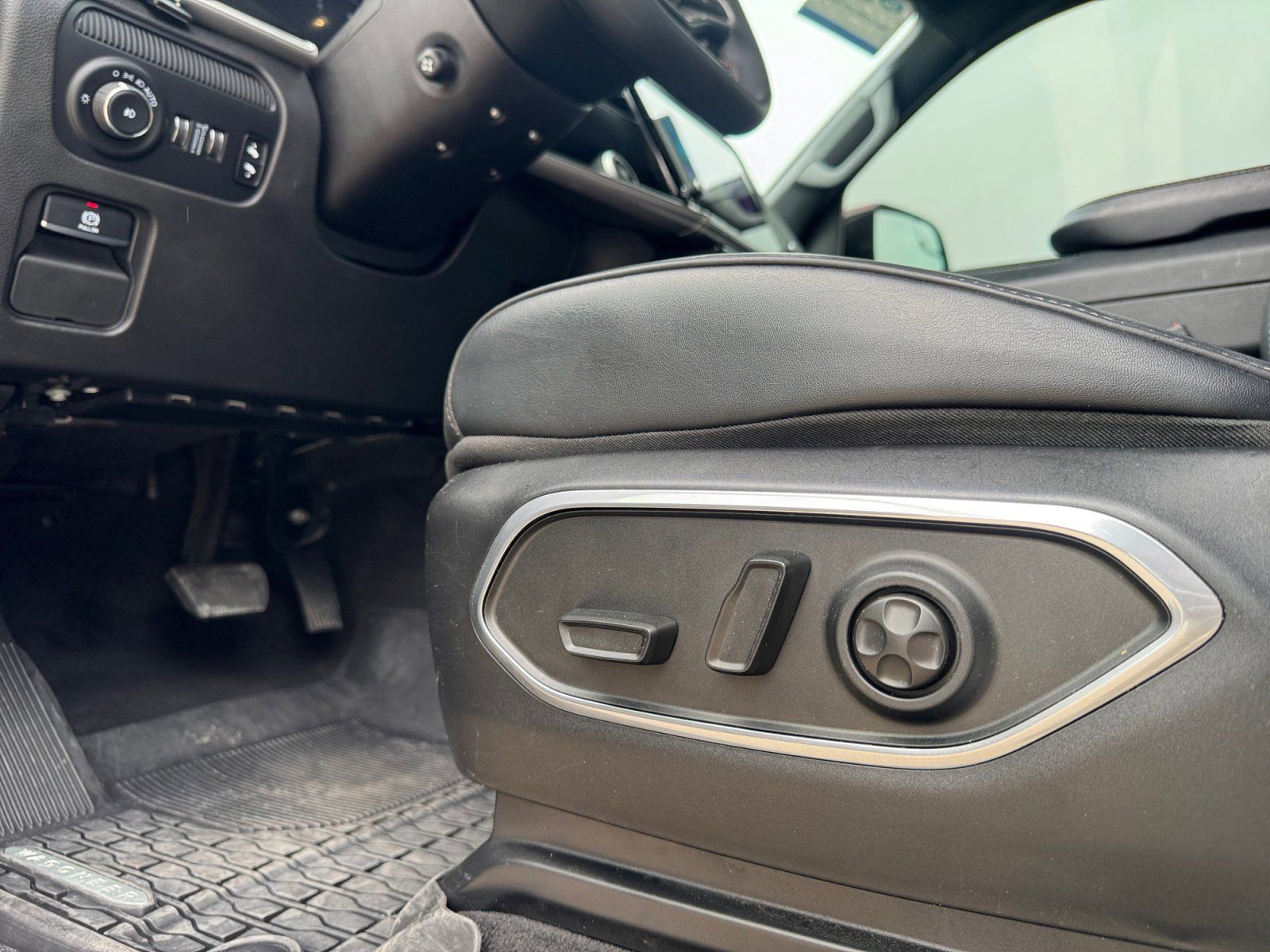 Used 2022 Jeep Wagoneer Series II 4D Sport Utility