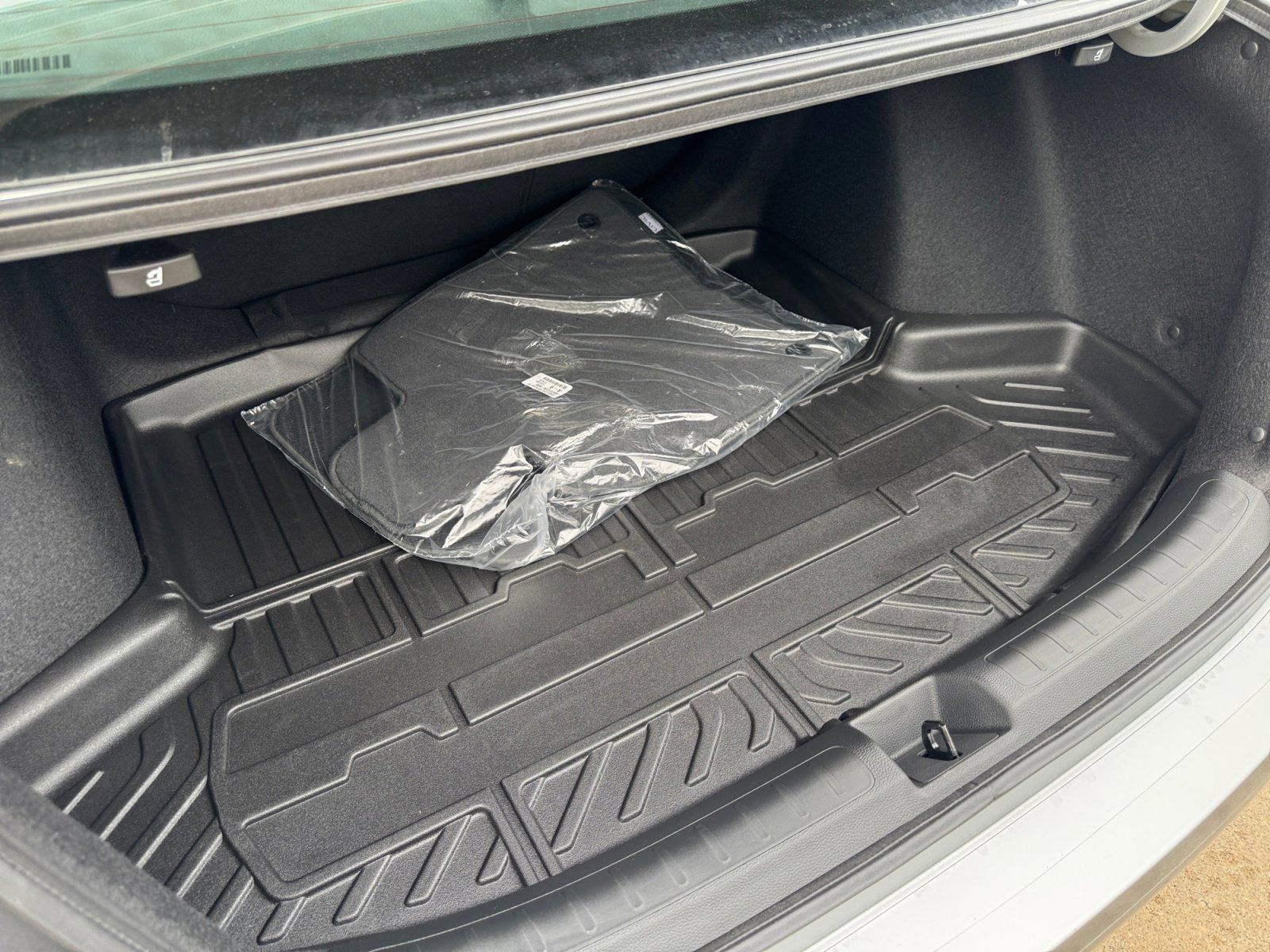 Silver 2026 Honda Civic Sport FWD Sedan Front-Wheel Drive Continuously Variable Transmission