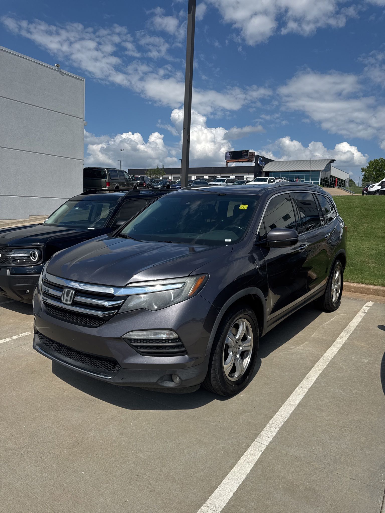 Used 2018 Honda Pilot Touring 4D Sport Utility
