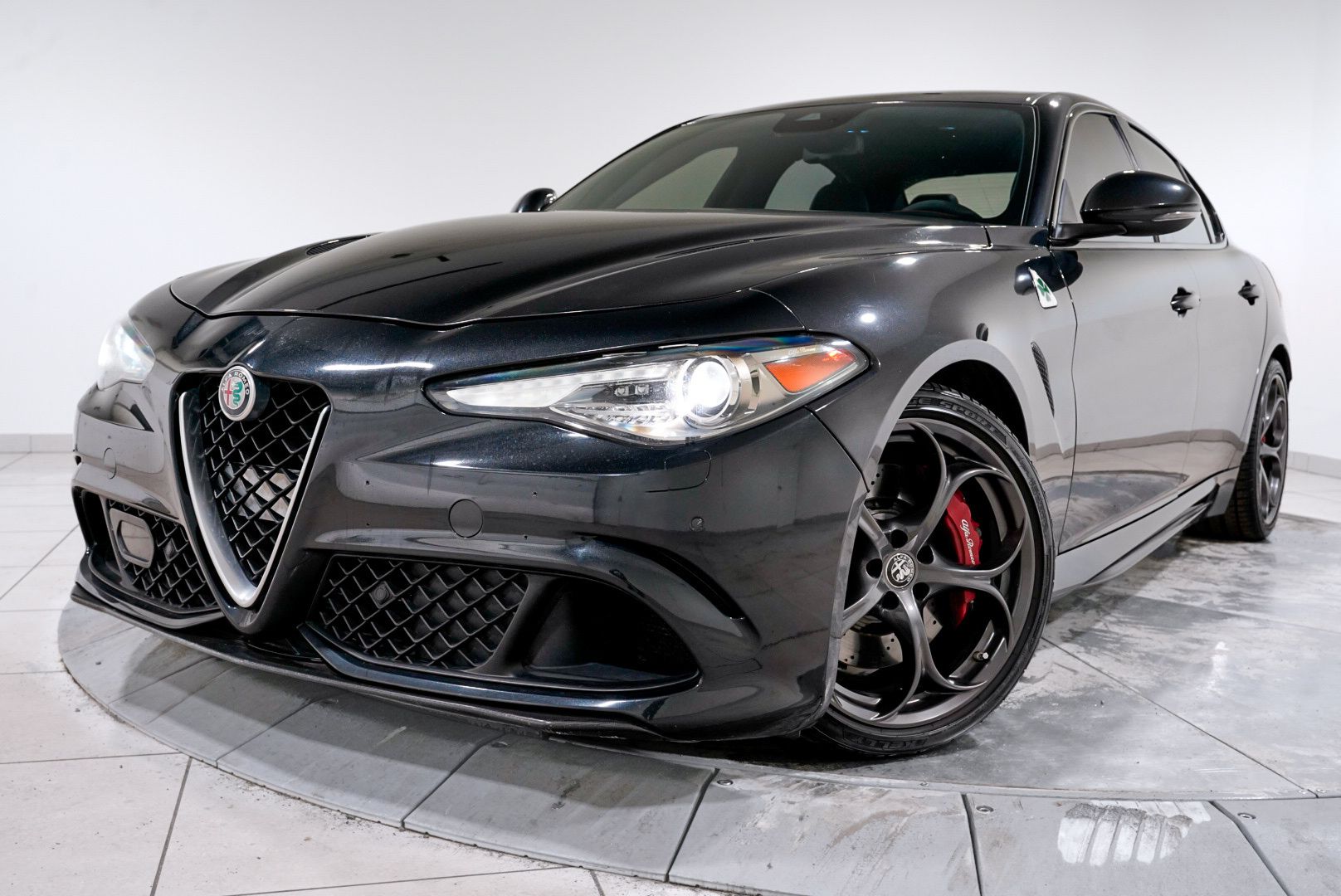 2017 Alfa Romeo Giulia Quadrifoglio RWD