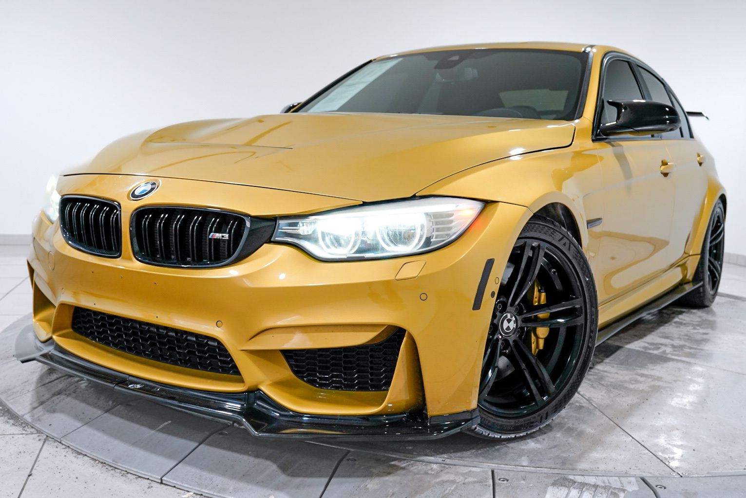 2017 BMW M3 -'s photo