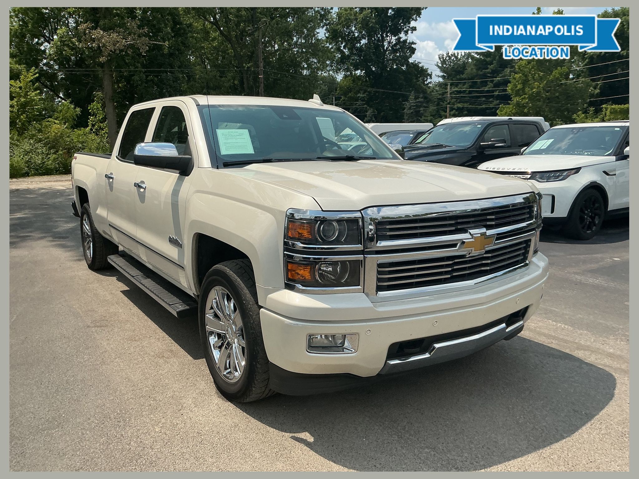 White Diamond Clearcoat 2015 Chevrolet Silverado 1500 Pickup Truck Four-Wheel Drive 6-Speed Automatic Overdrive