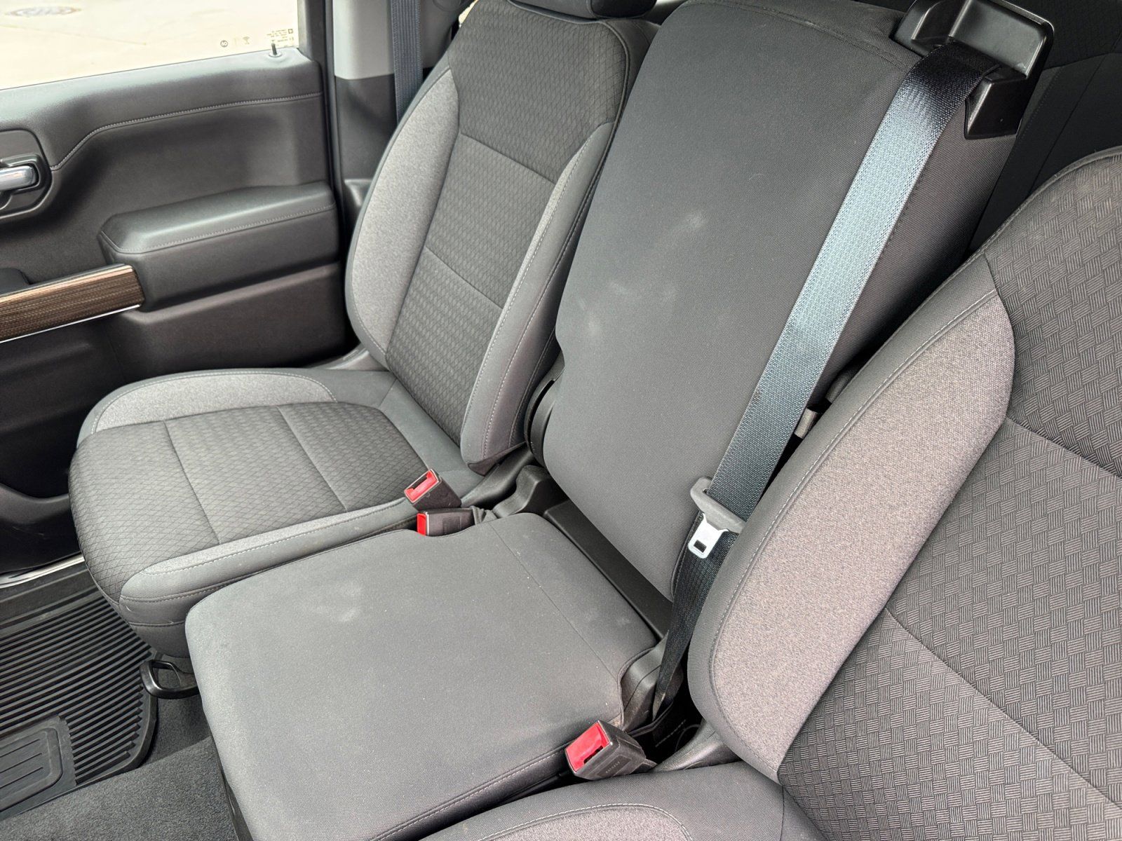 Used 2020 Chevrolet Silverado 1500 LT 4D Crew Cab