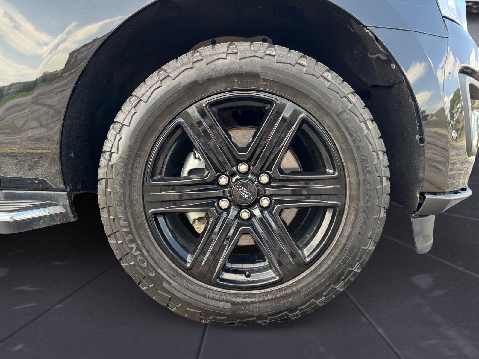 Used 2021 Ford Expedition XLT 4D Sport Utility