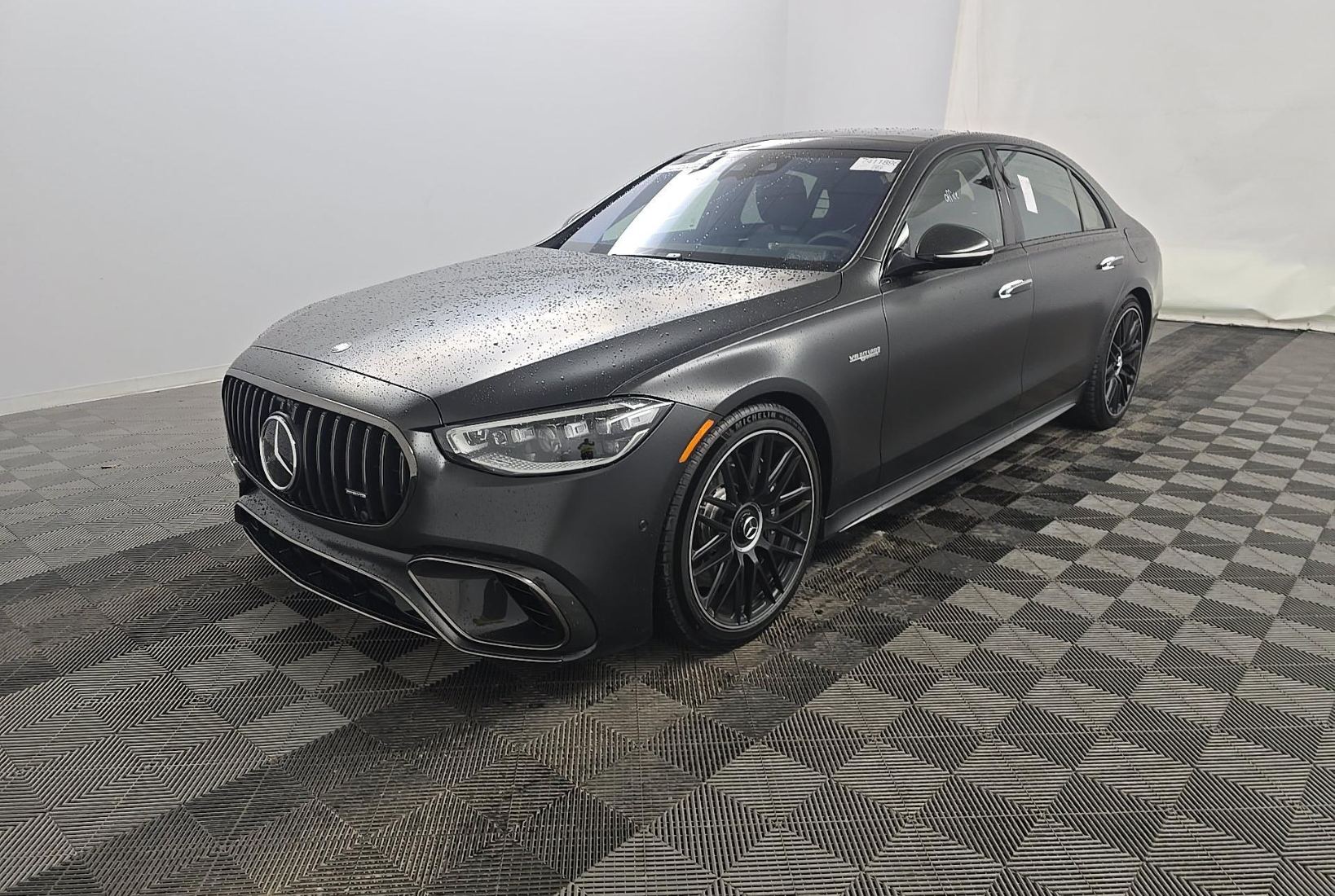 Gray (MANUFAKTUR Signature Graphite Metallic) 2025 Mercedes-Benz S-Class AMG S 63 E Performance 4MATIC Sedan All-Wheel Drive 9-Speed Automatic