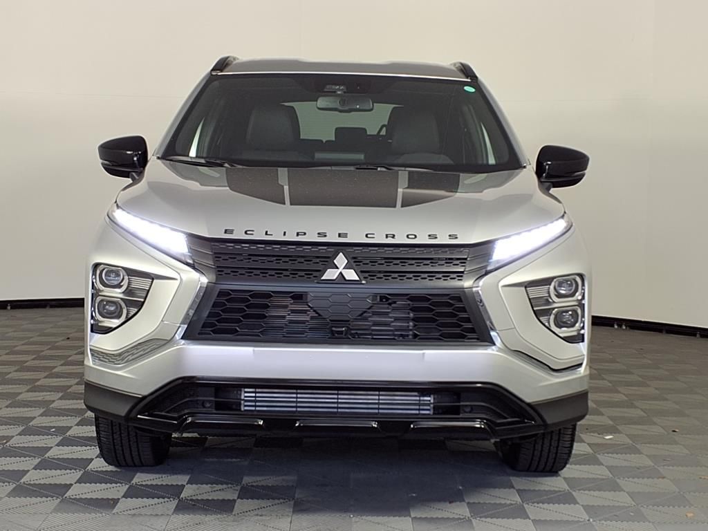 New Alloy Silver Metallic 2025 Mitsubishi Eclipse Cross Black