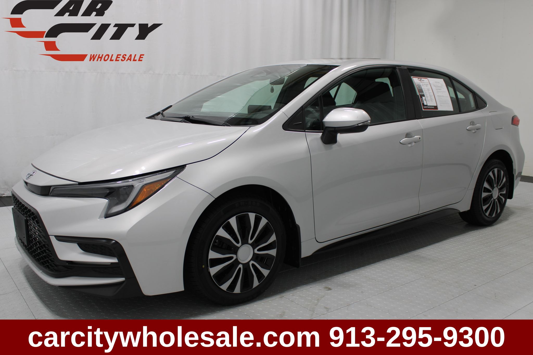 Classic Silver Metallic 2024 Toyota Corolla Sedan Front-Wheel Drive Continuously Variable Transmission