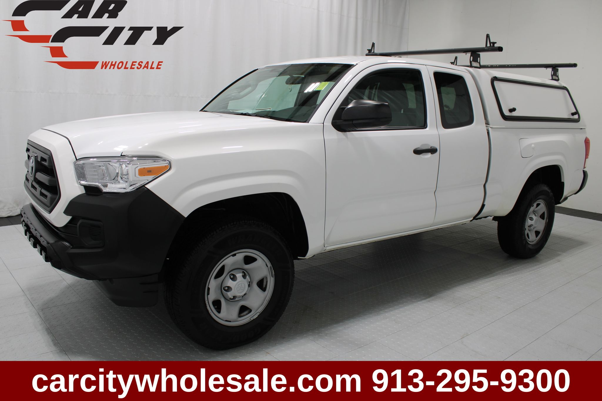 Super White 2017 Toyota Tacoma Pickup Truck 4X2 6-Speed Automatic