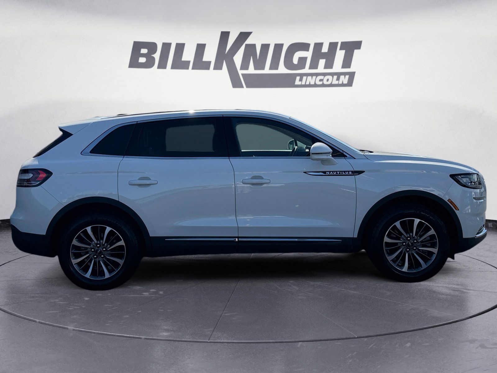 View vehicle photo 6