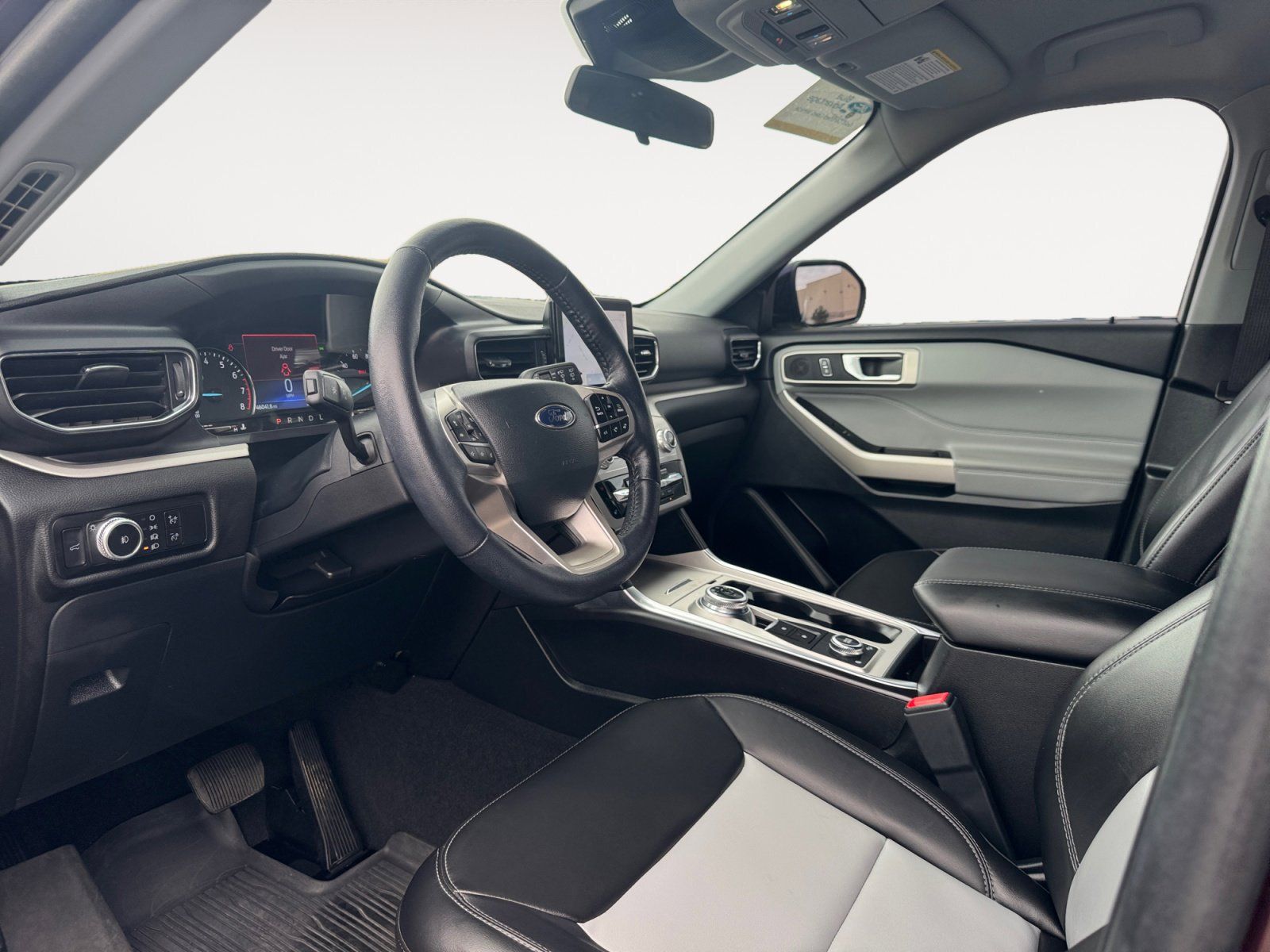 Used 2023 Ford Explorer XLT 4D Sport Utility