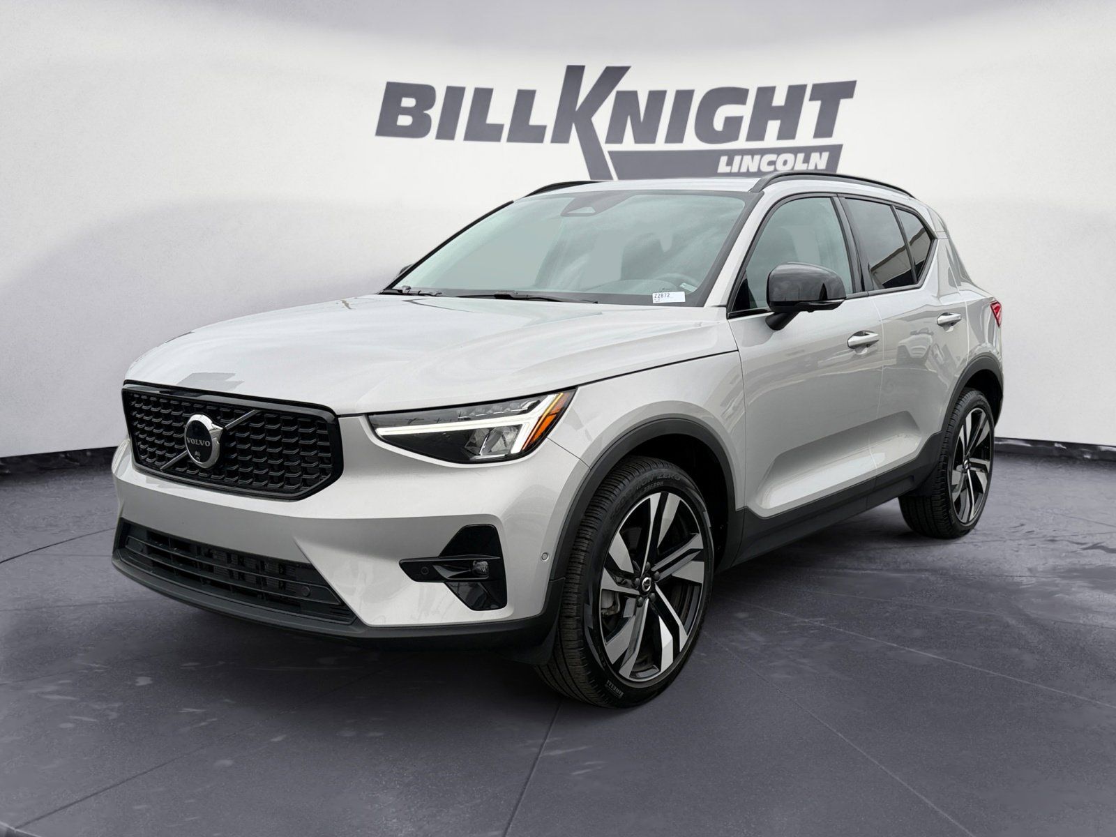 Silver 2025 Volvo XC40 B5 Plus Dark Theme AWD SUV / Crossover All-Wheel Drive Automatic