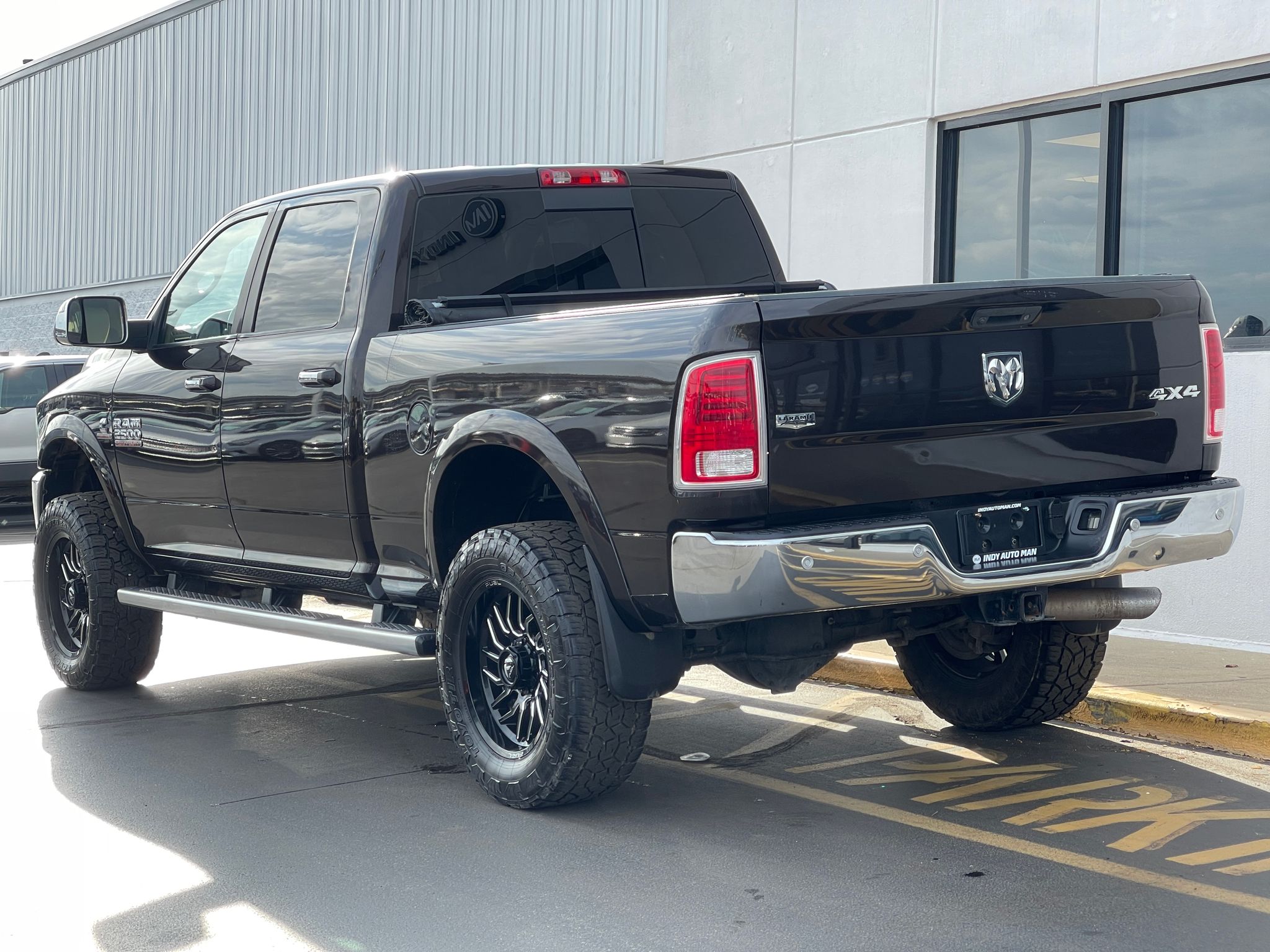 View vehicle photo 6