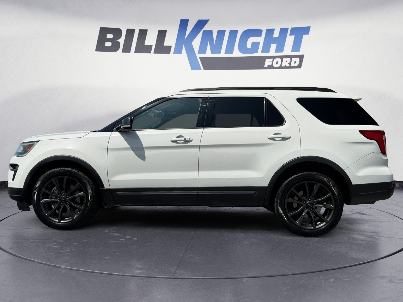 Oxford White 2018 Ford Explorer SUV / Crossover All-Wheel Drive 6-Speed Automatic