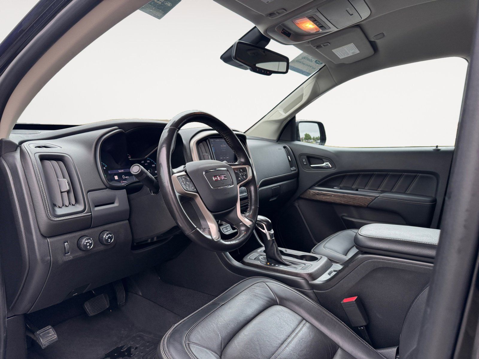 Used 2022 GMC Canyon Denali 4D Crew Cab