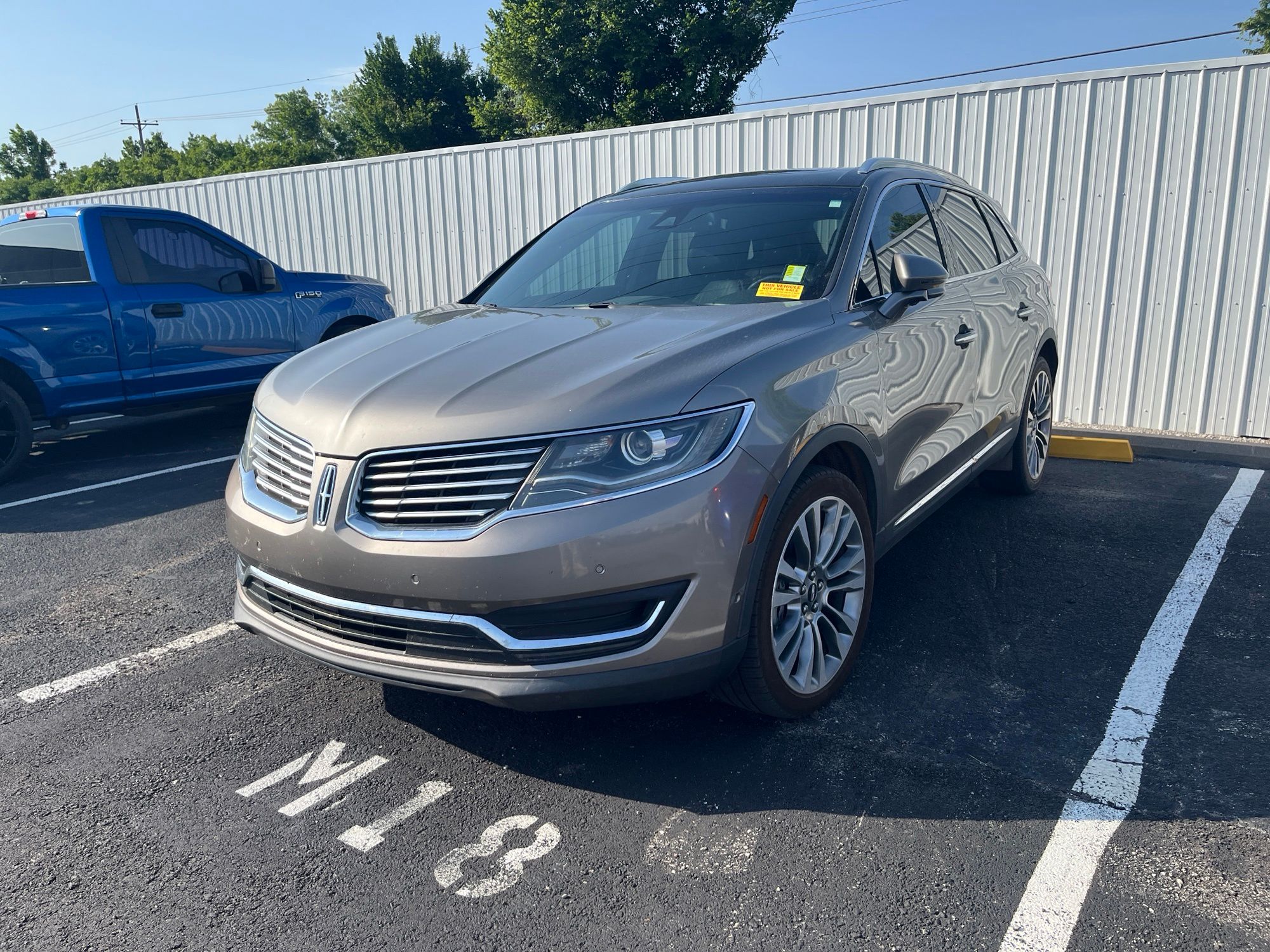 Luxe Metallic 2017 Lincoln MKX SUV / Crossover All-Wheel Drive 6-Speed Automatic
