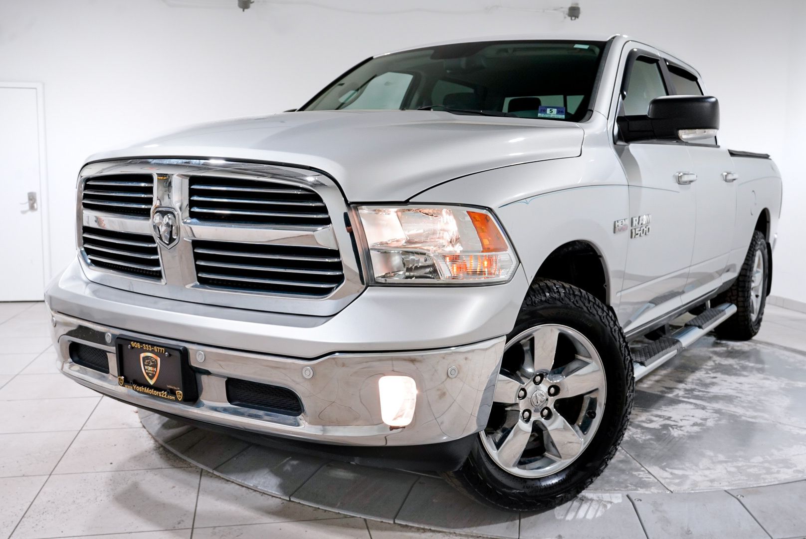 2015 RAM 1500 Big Horn/Lone Star 4x4 Crew Cab LWB's photo