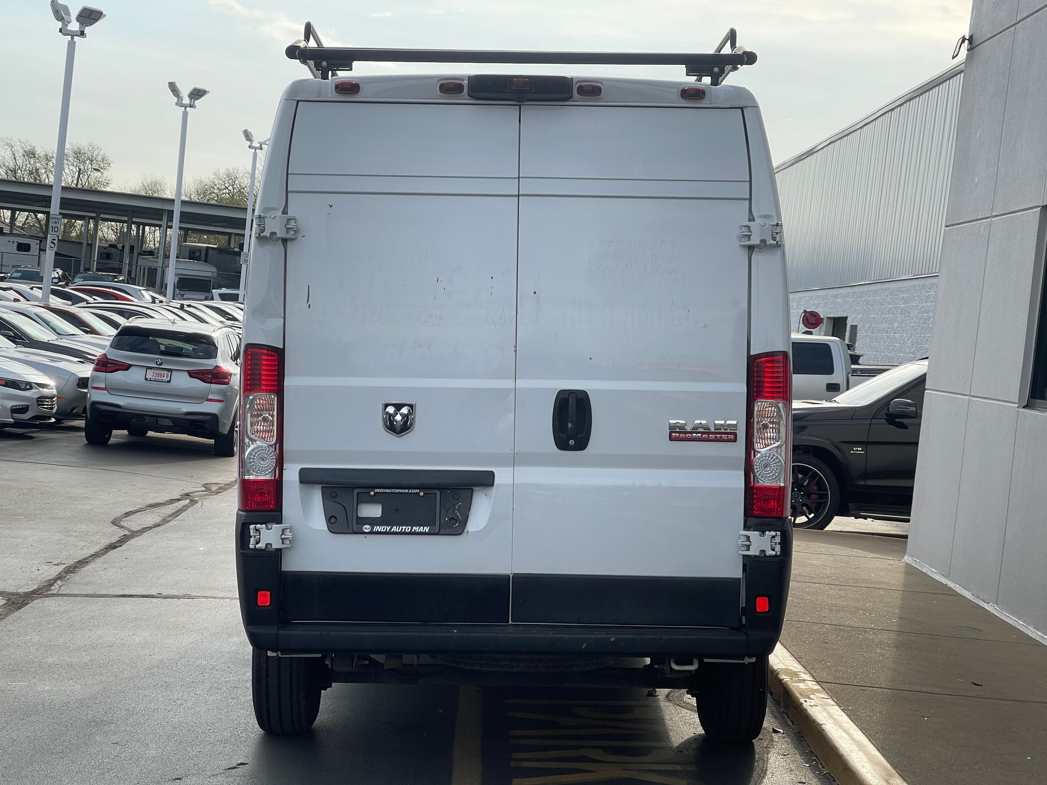 View vehicle photo 6