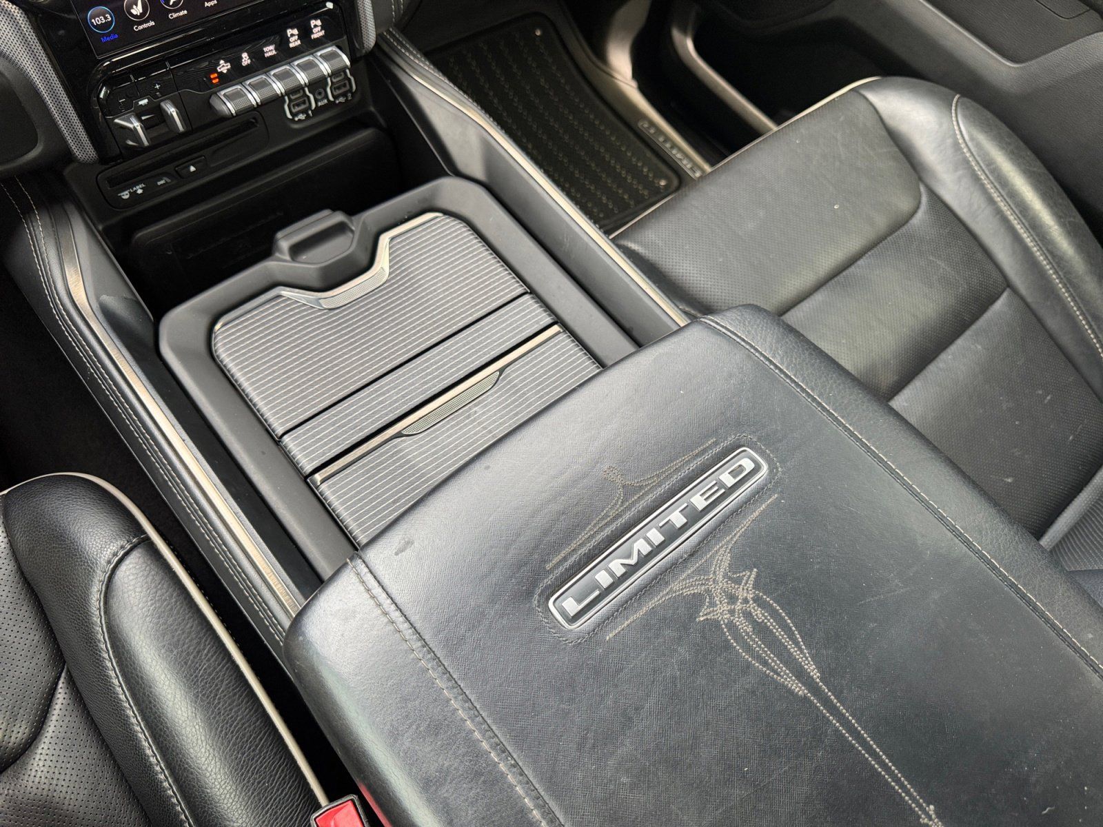 Used 2019 Ram 1500 Limited 4D Crew Cab