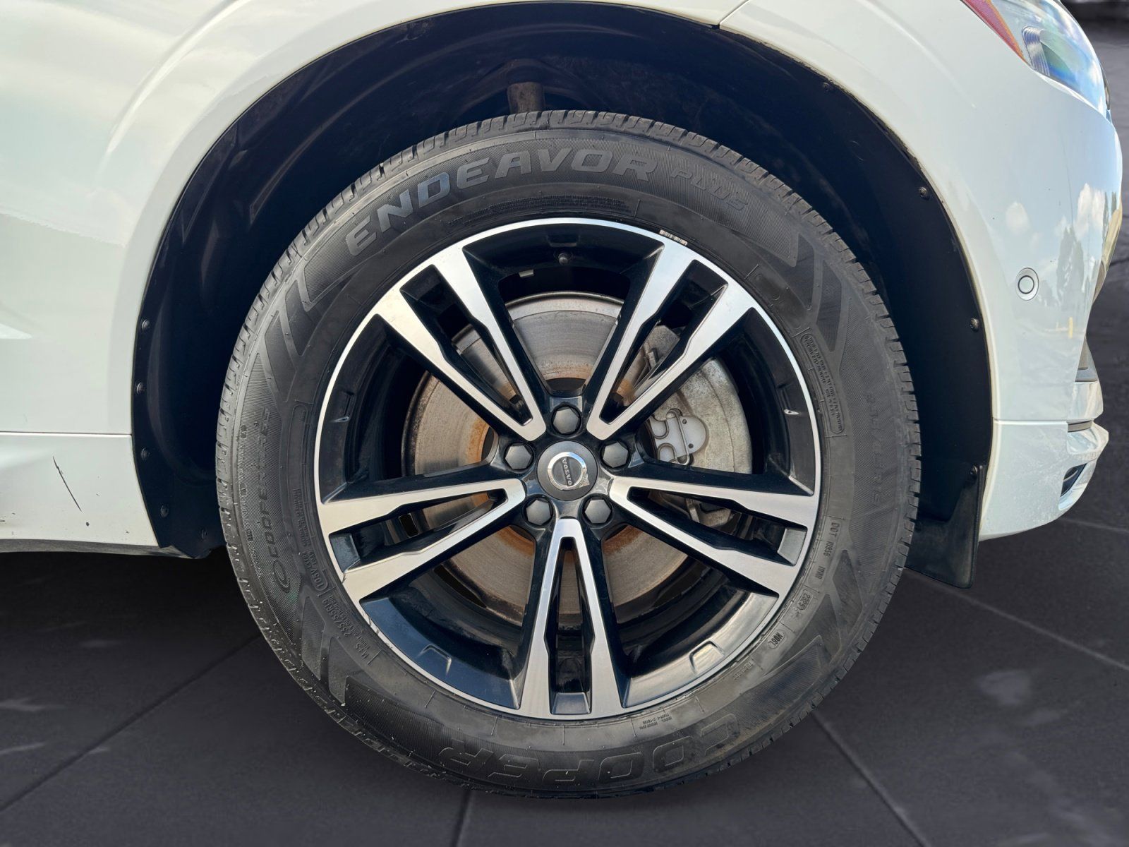 Used 2019 Volvo XC60 T6 Momentum 4D Sport Utility