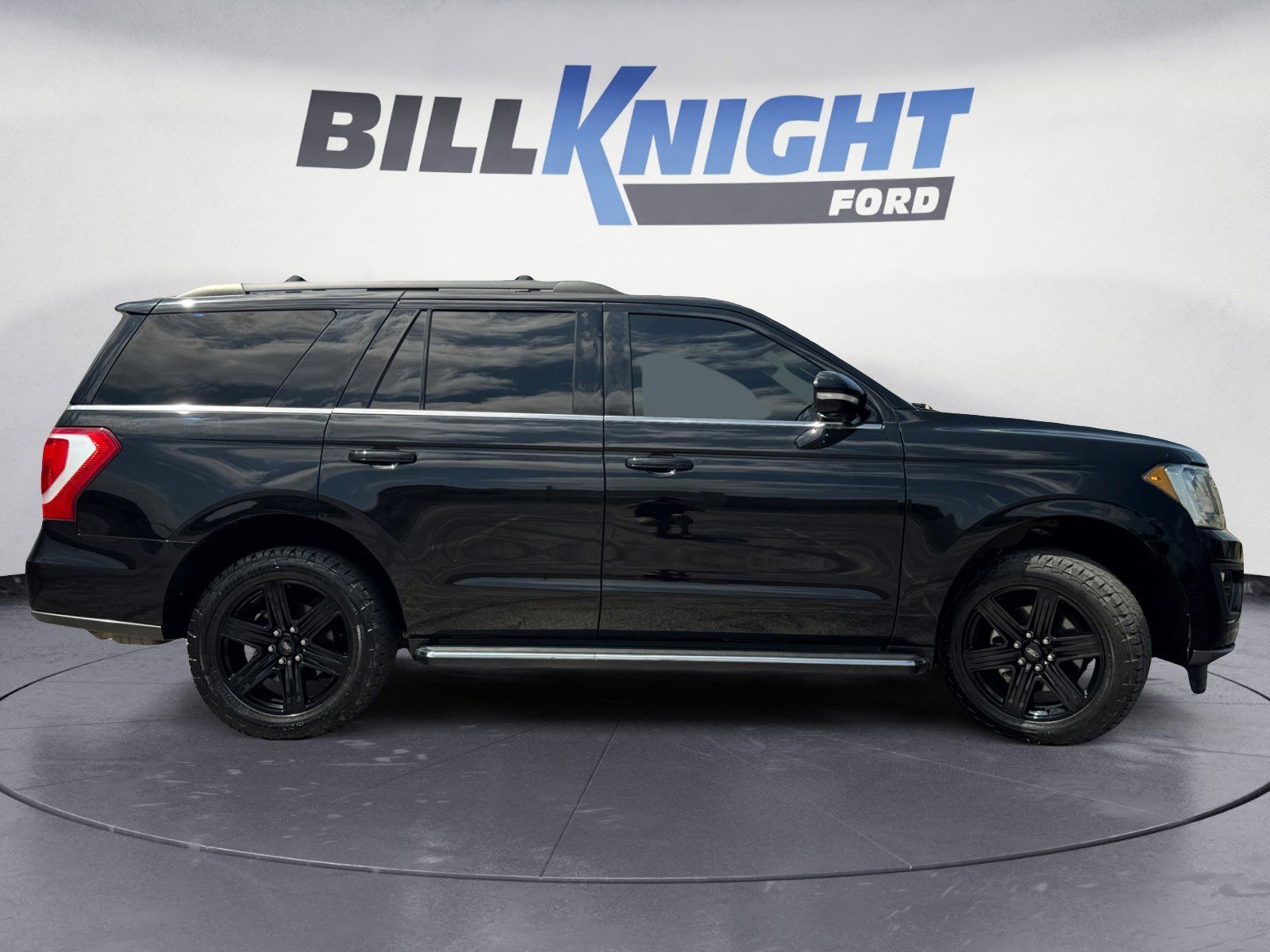 Used 2021 Ford Expedition XLT 4D Sport Utility