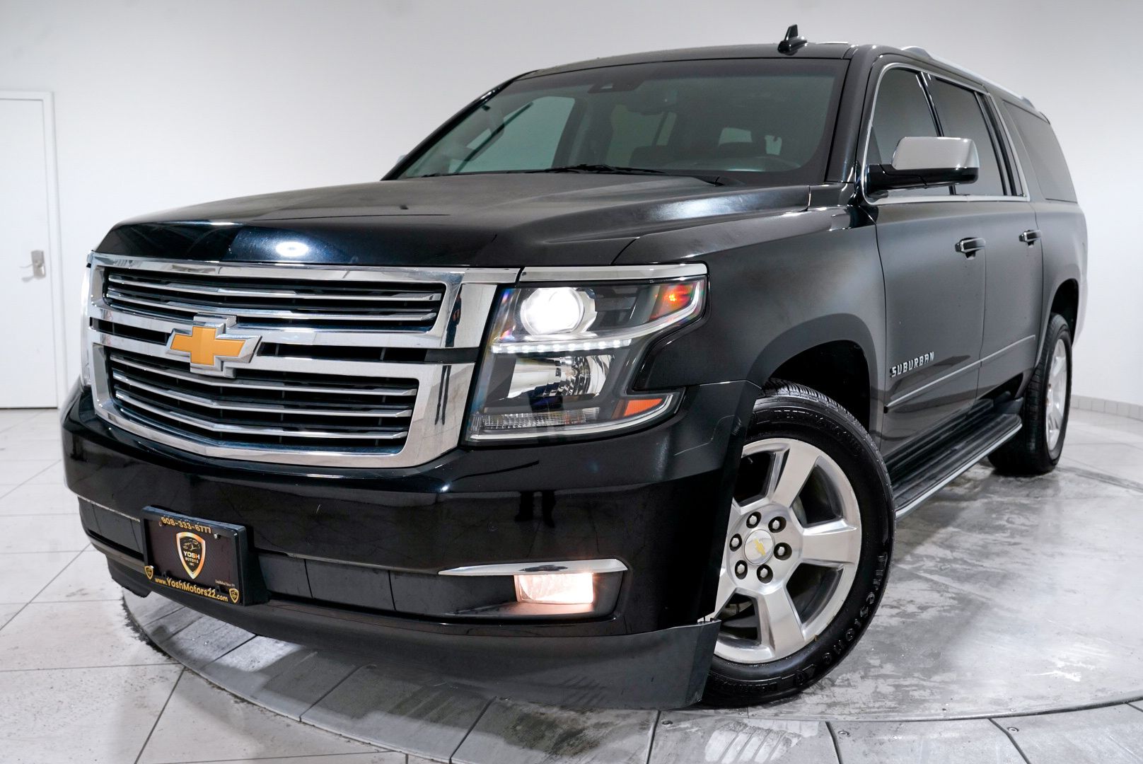 2017 Chevrolet Suburban 4WD 1500 Premier's photo
