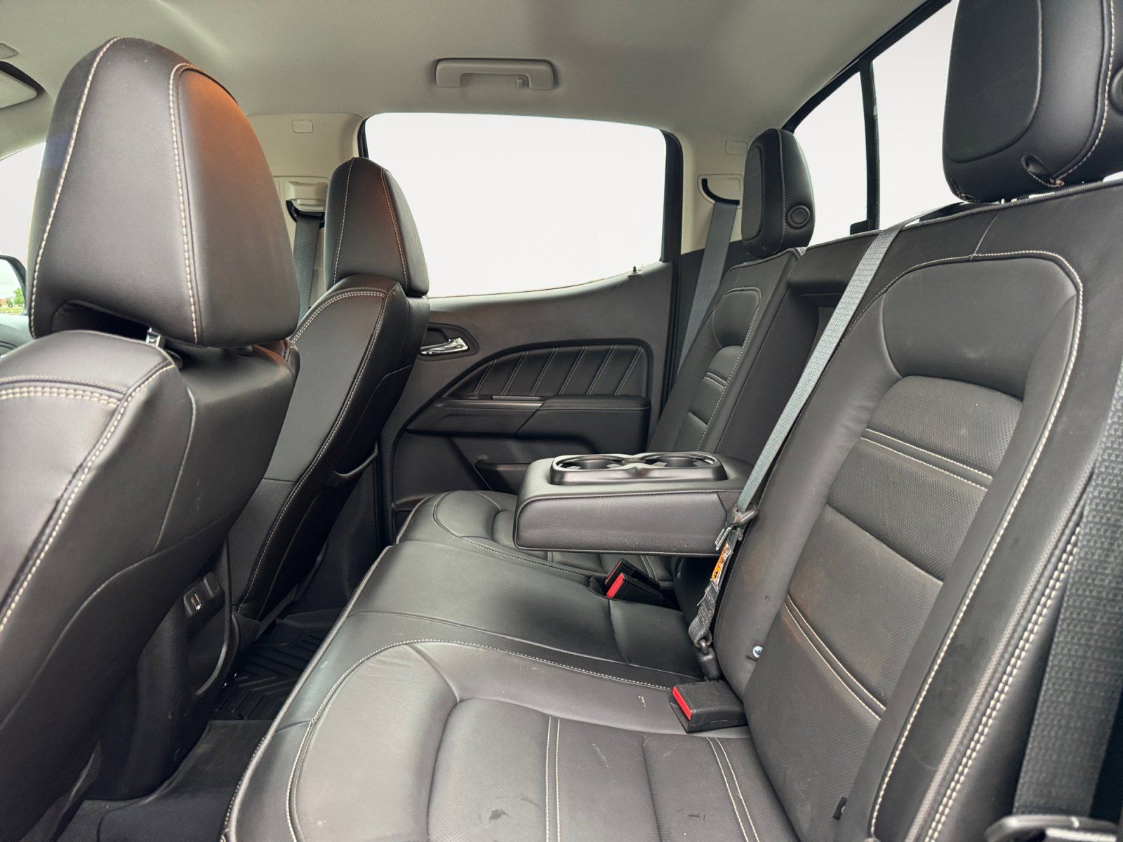 Used 2022 GMC Canyon Denali 4D Crew Cab