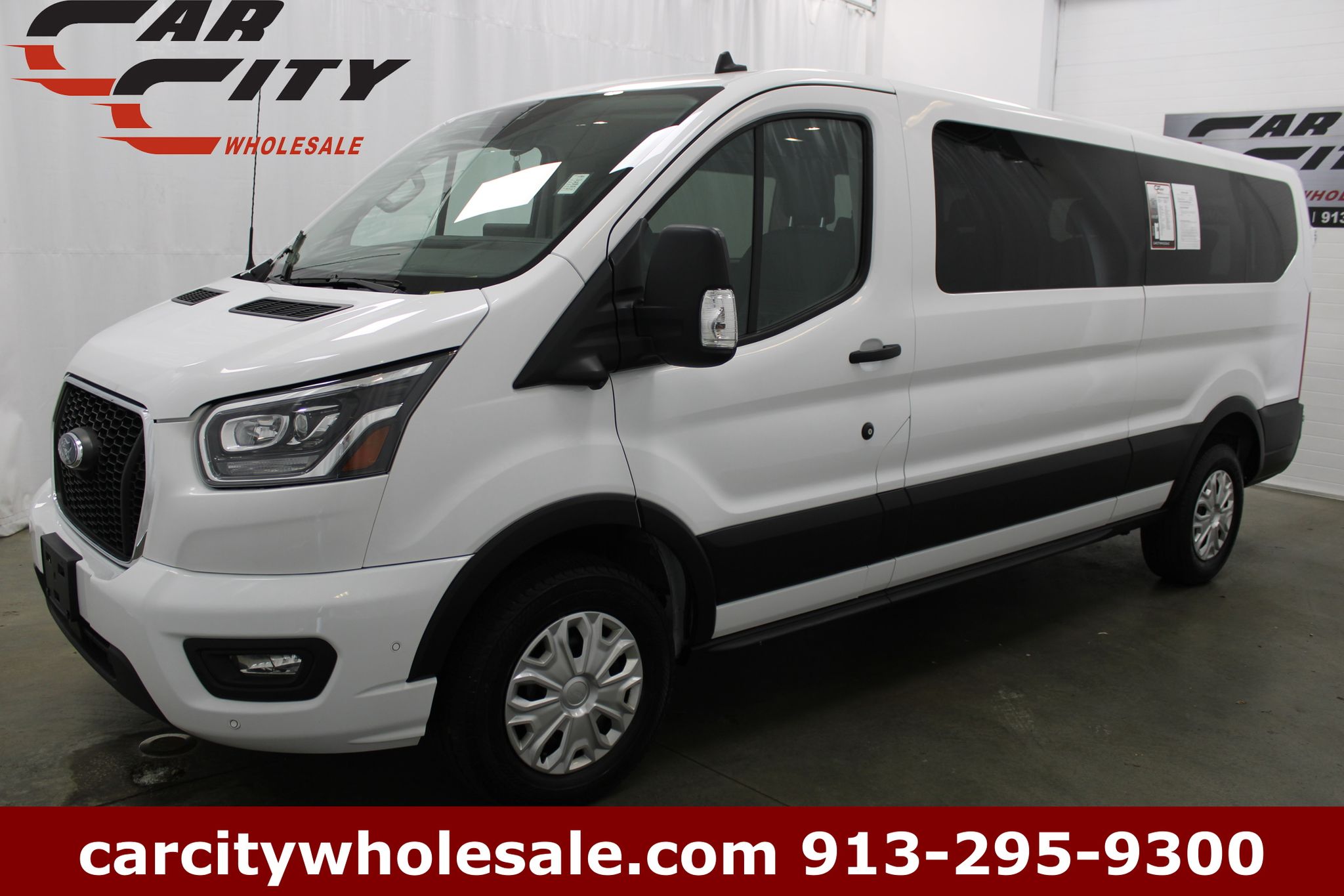 Oxford White 2023 Ford Transit Passenger 350 XLT Low Roof LB RWD Van Rear-Wheel Drive