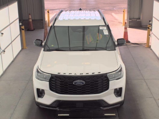 White Metallic 2025 Ford Explorer ST-Line AWD SUV / Crossover All-Wheel Drive Automatic
