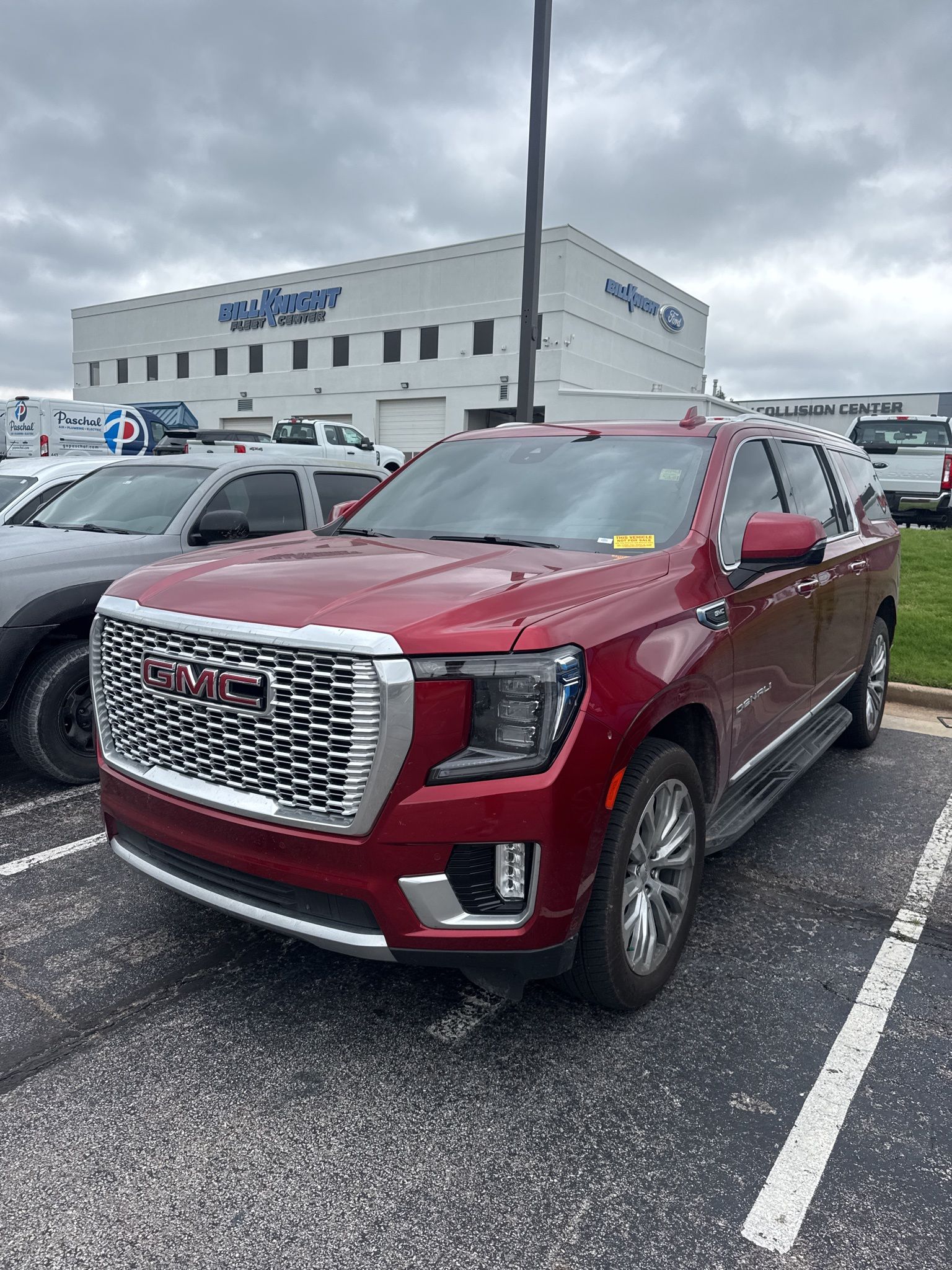 Volcanic Red Tintcoat 2023 GMC Yukon XL Denali 4WD SUV / Crossover Four-Wheel Drive