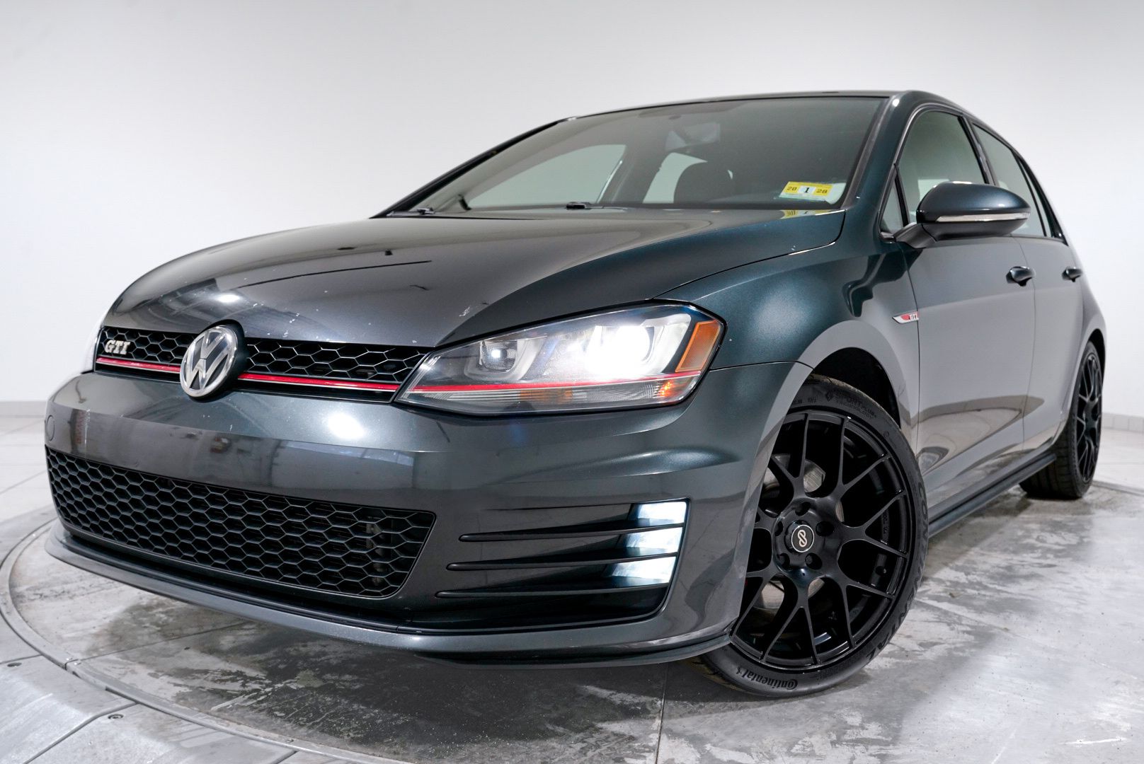 2015 Volkswagen Golf GTI 2.0T S 4-door DSG PZEV's photo