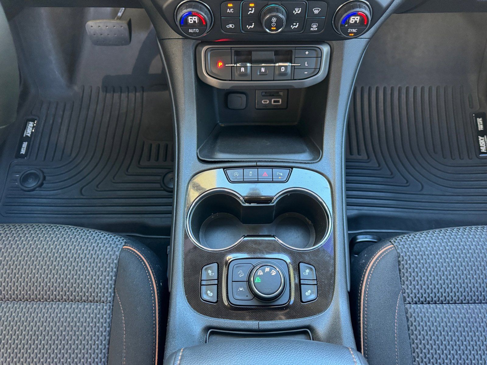 Used 2023 GMC Acadia AT4 4D Sport Utility