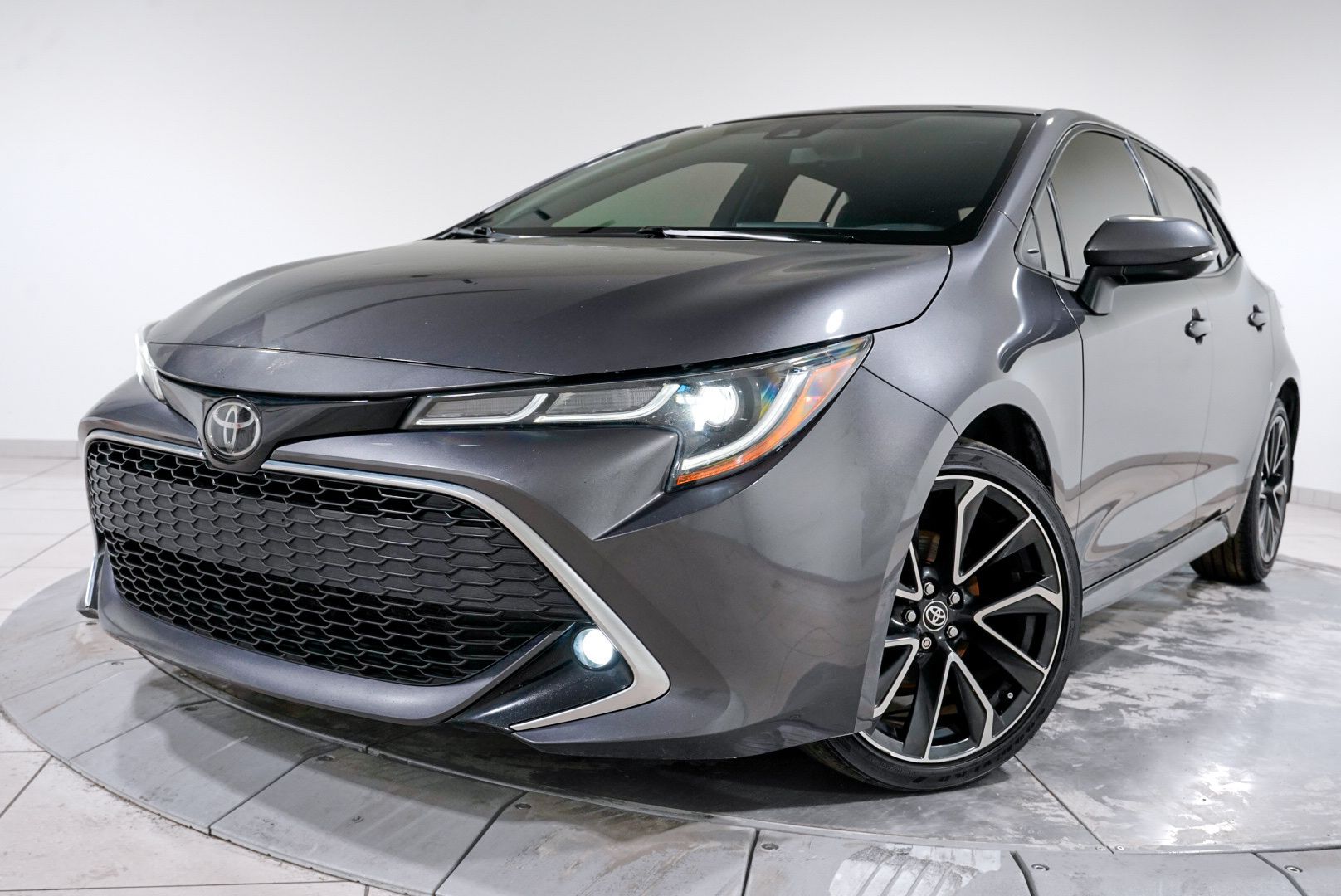 2022 Toyota Corolla XSE's photo
